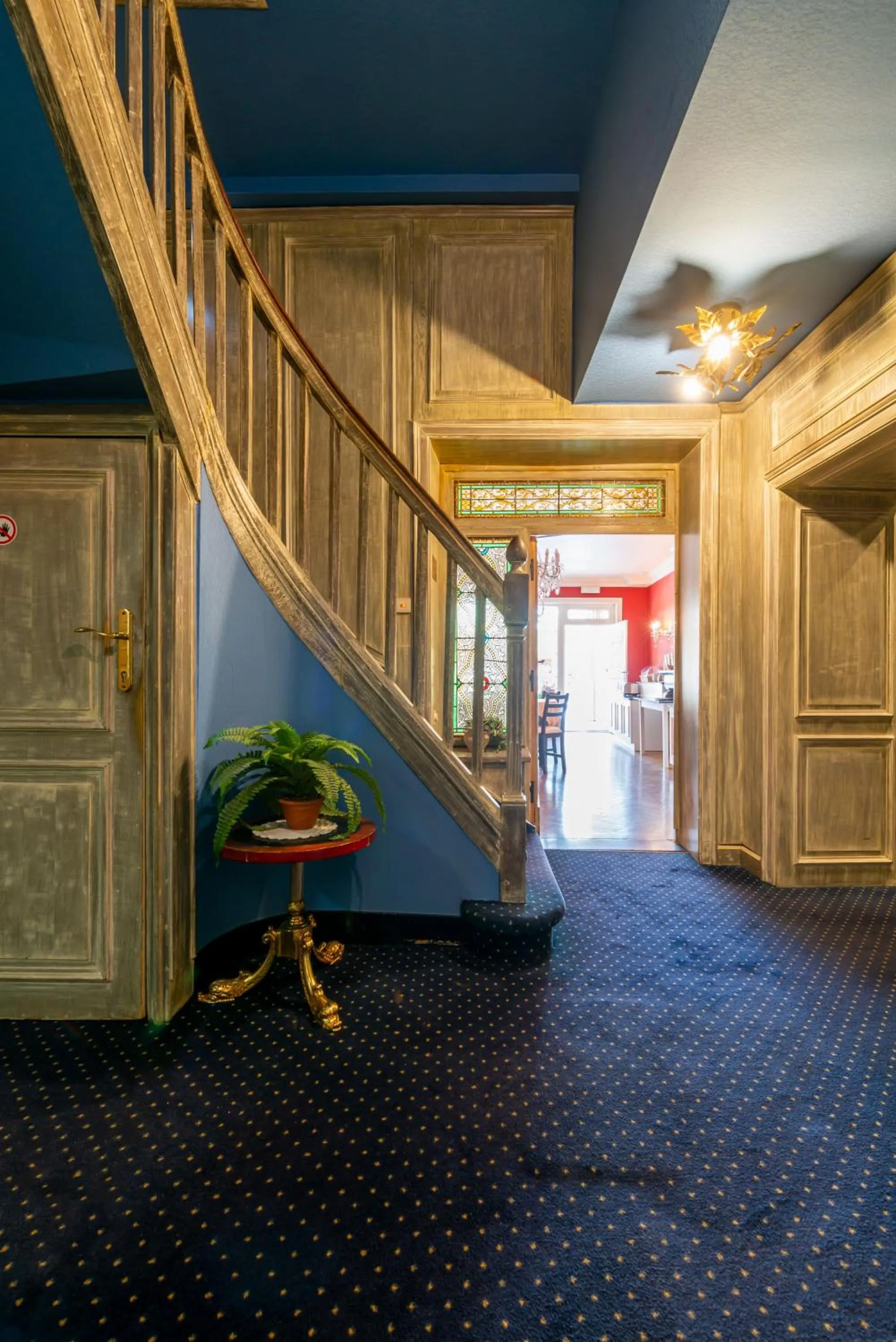 The Black Swan Hotel