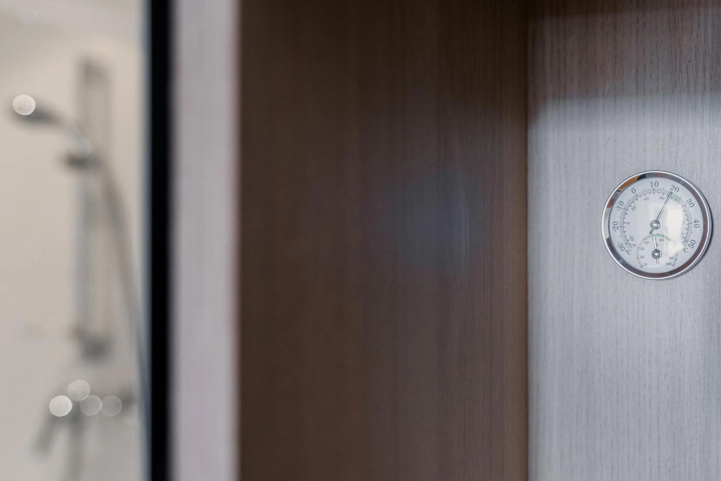 wardrobe in Hôtel du Château Dinan - Originals Boutique