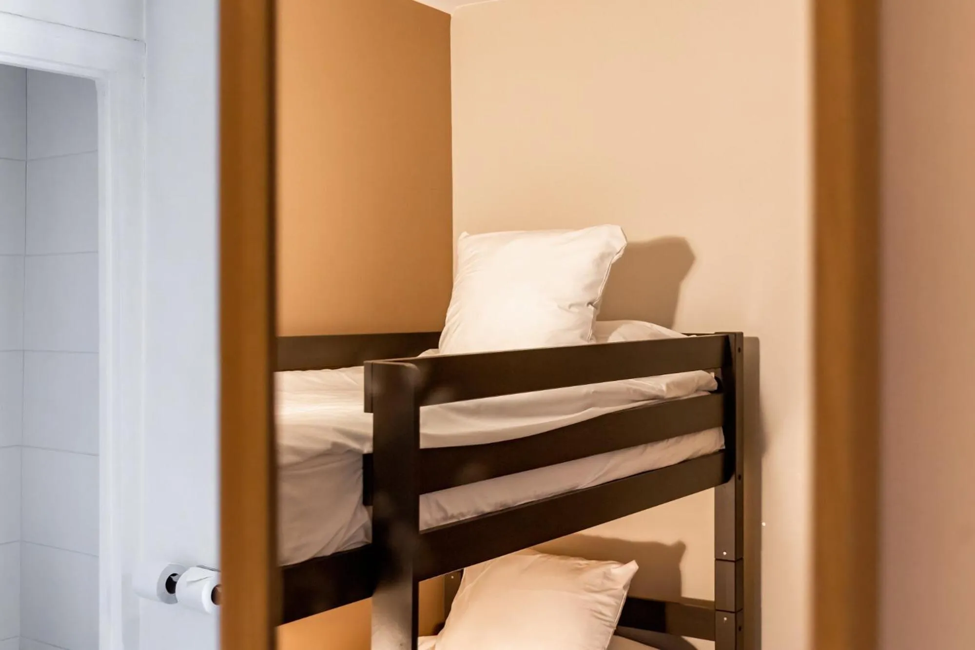 bunk bed, Bed in Hôtel du Château Dinan - Originals Boutique