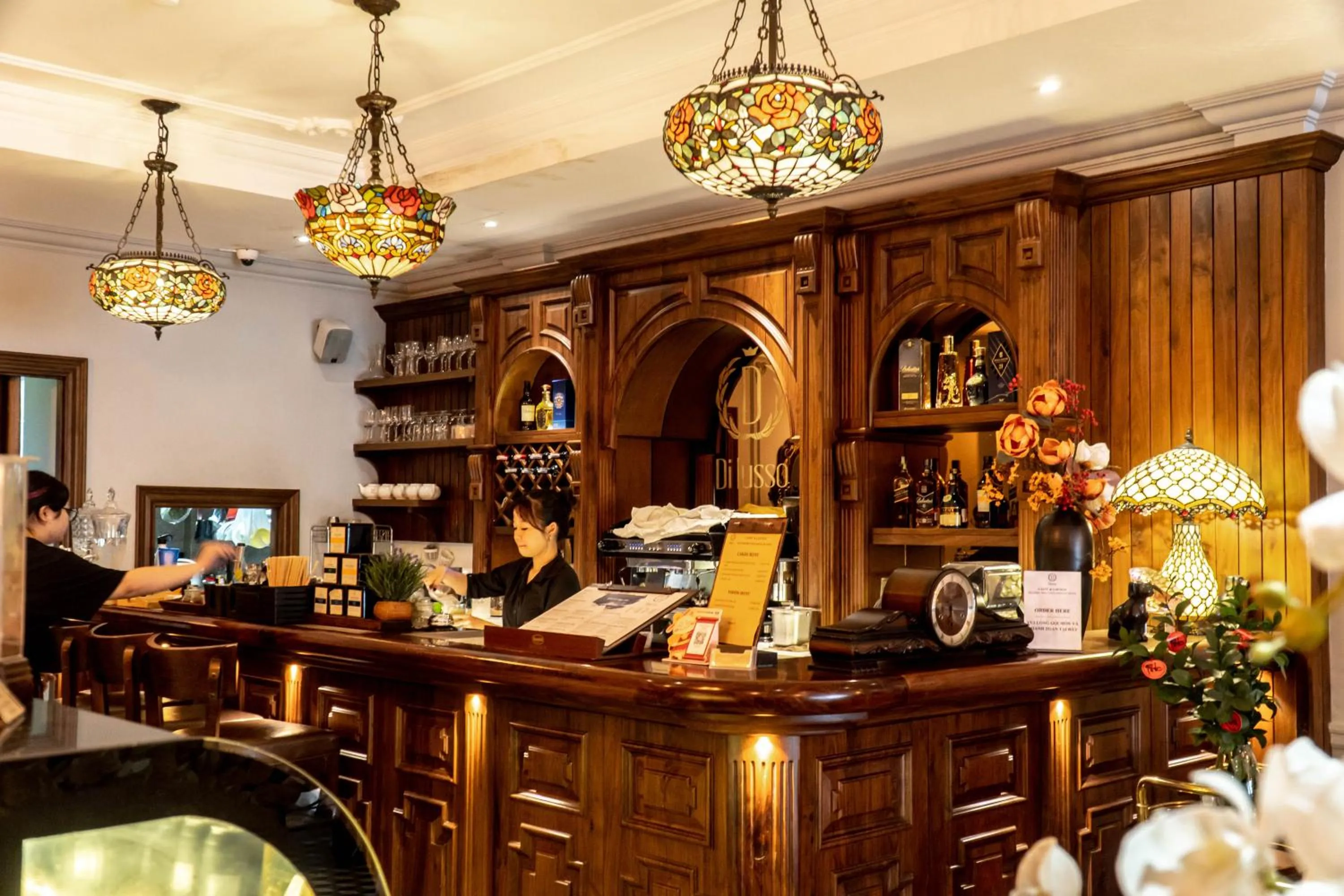 Lounge or bar in Di lusso Boutique Hotel Riverside Danang