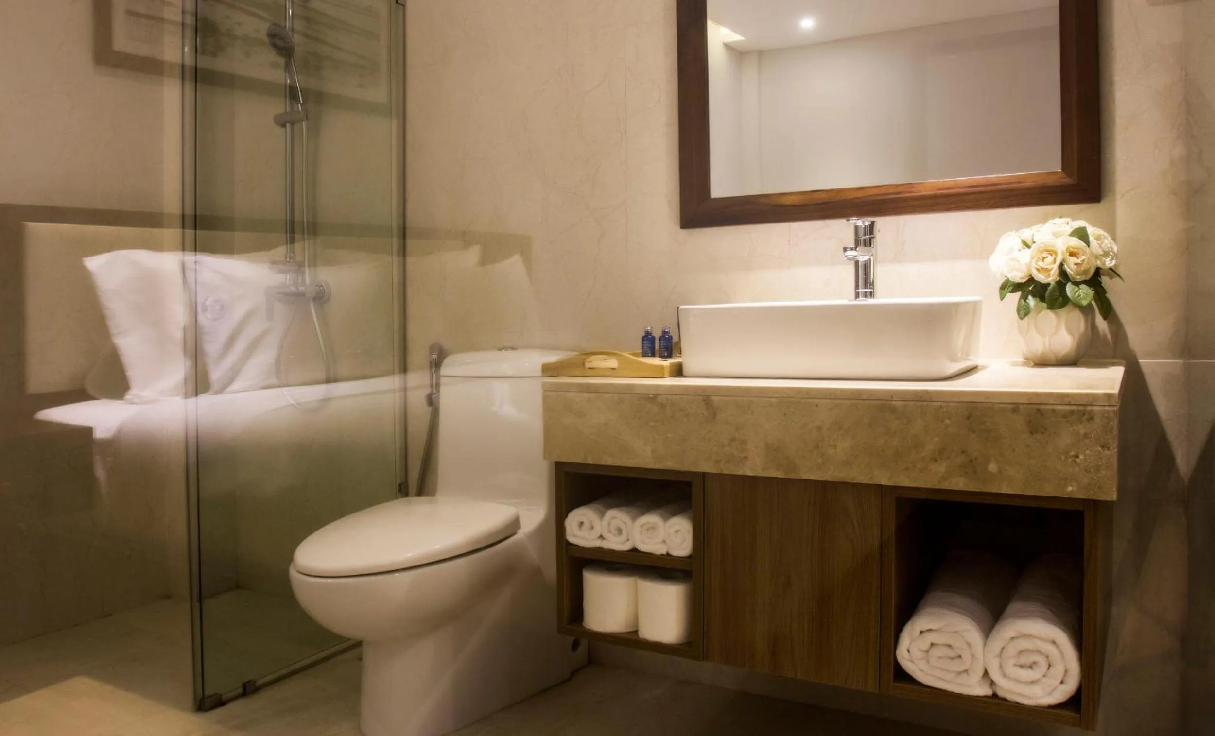 Shower in Di lusso Boutique Hotel Riverside Danang