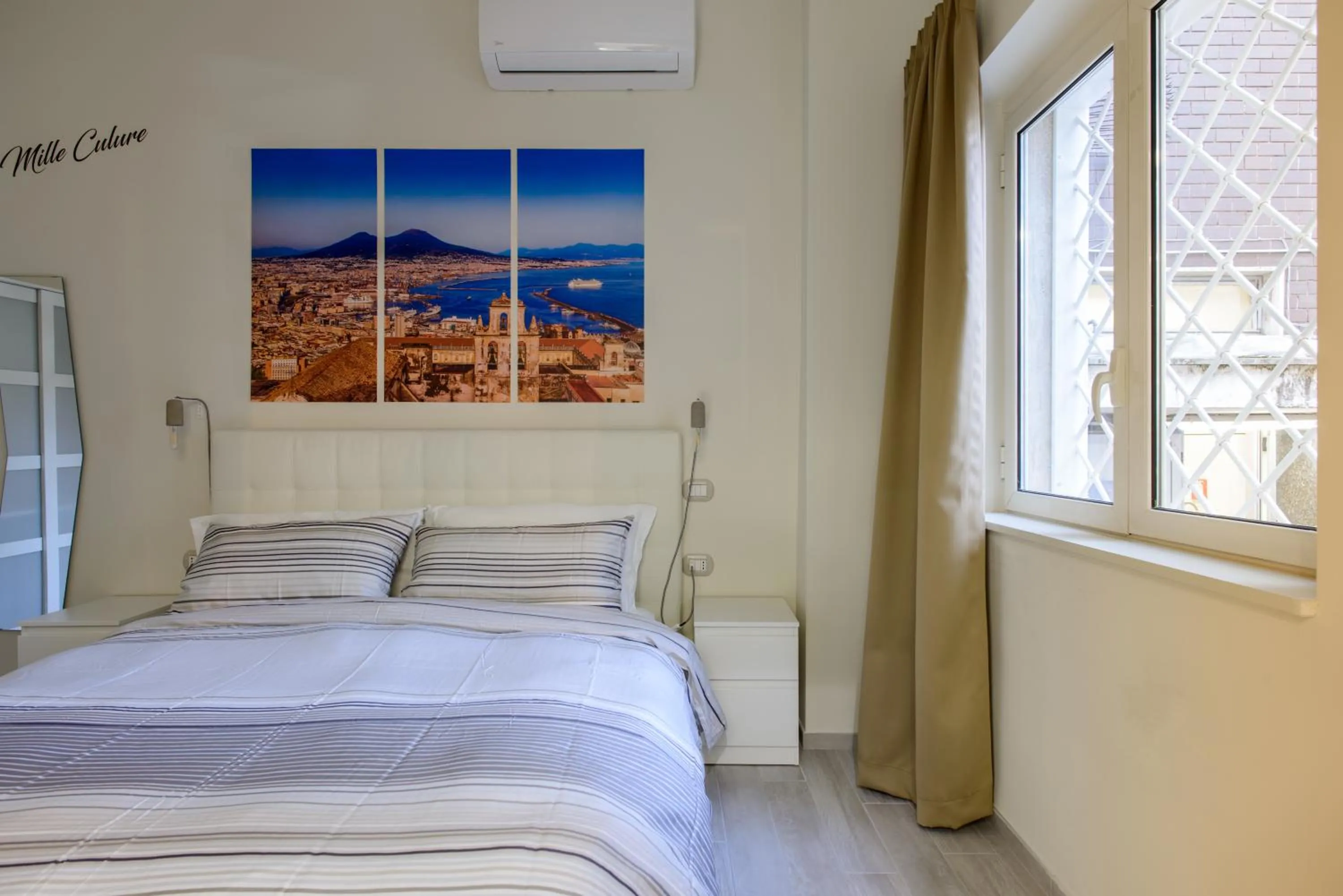 Decorative detail, Bed in Morra's Home