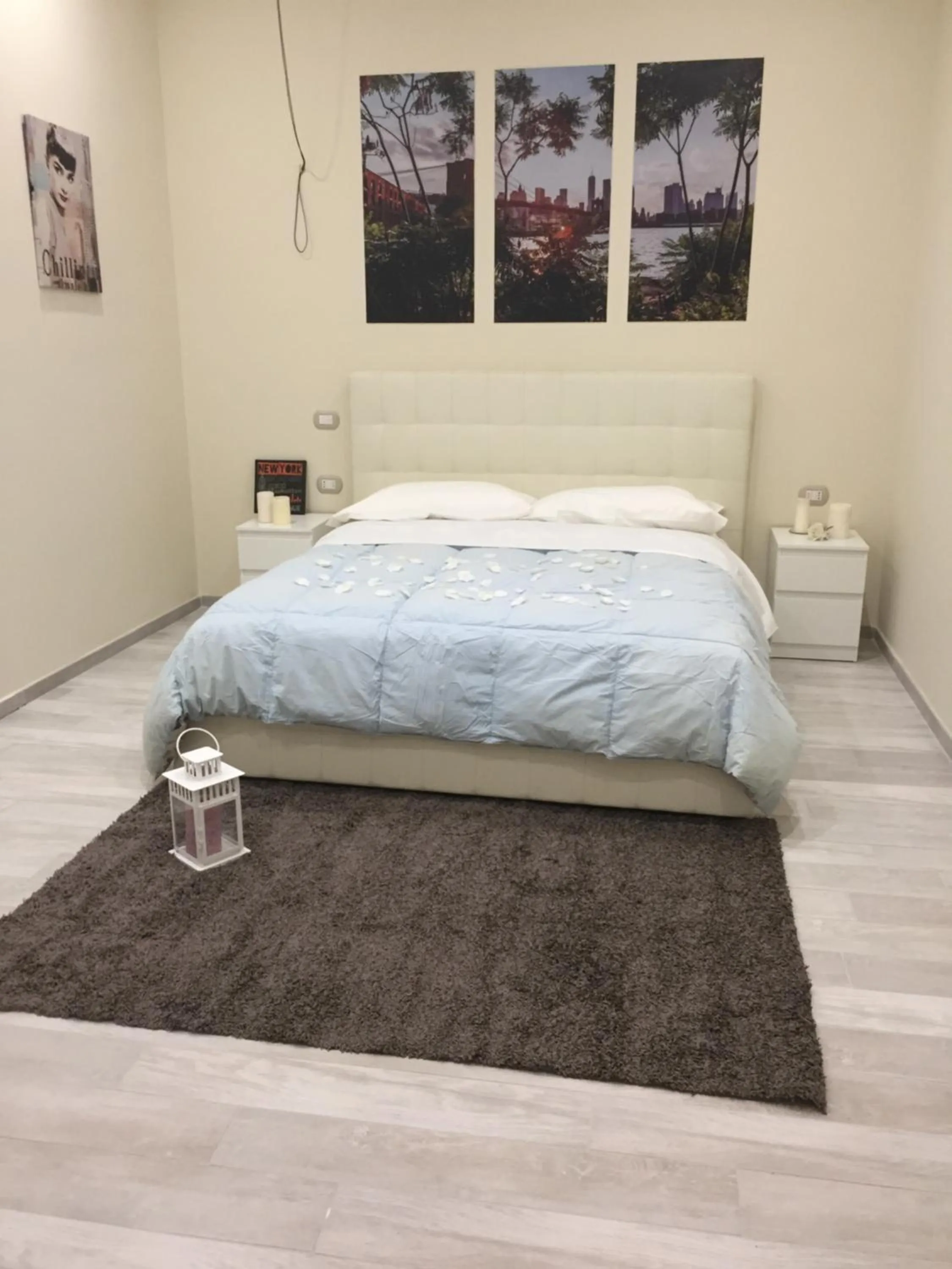 Photo of the whole room, Bed in Morra's Home