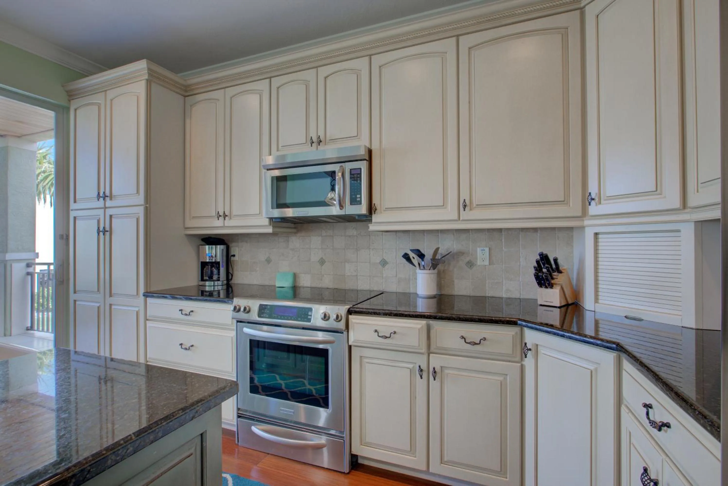 Property building in Anna Maria Island Beach Palace