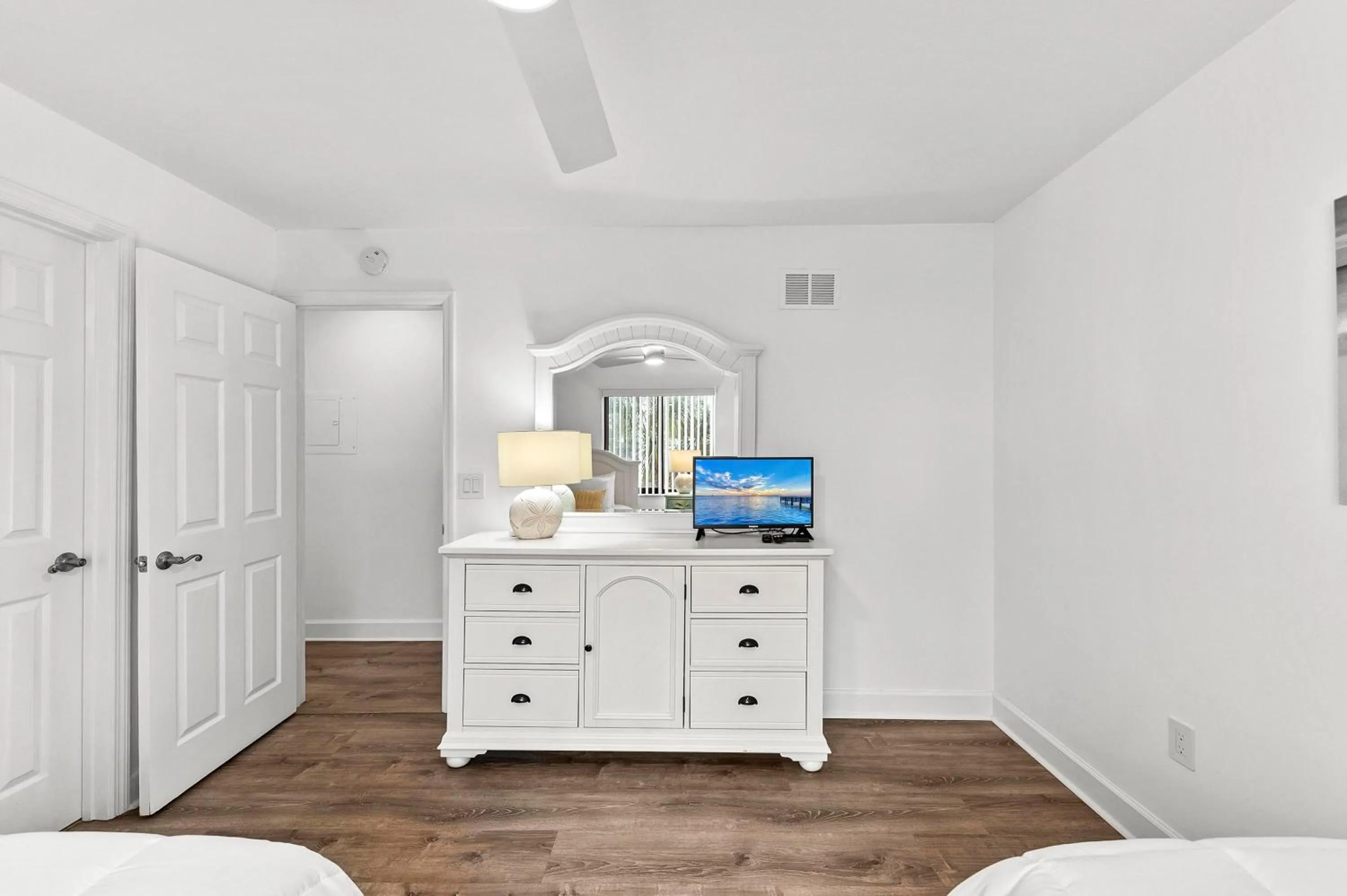 Bed in Anna Maria Island Beach Sands 101