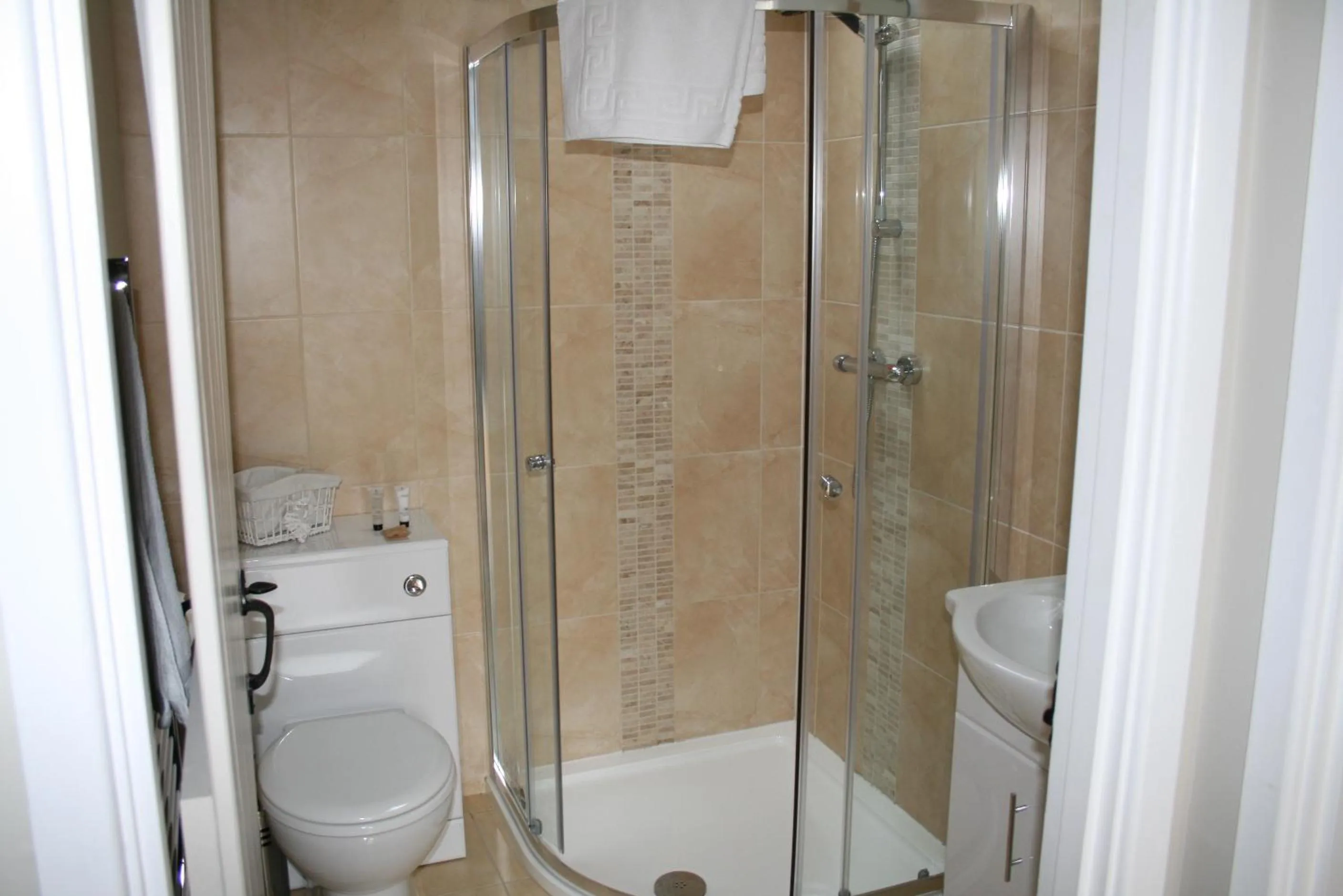 Bathroom in Golden Cross Holiday Park