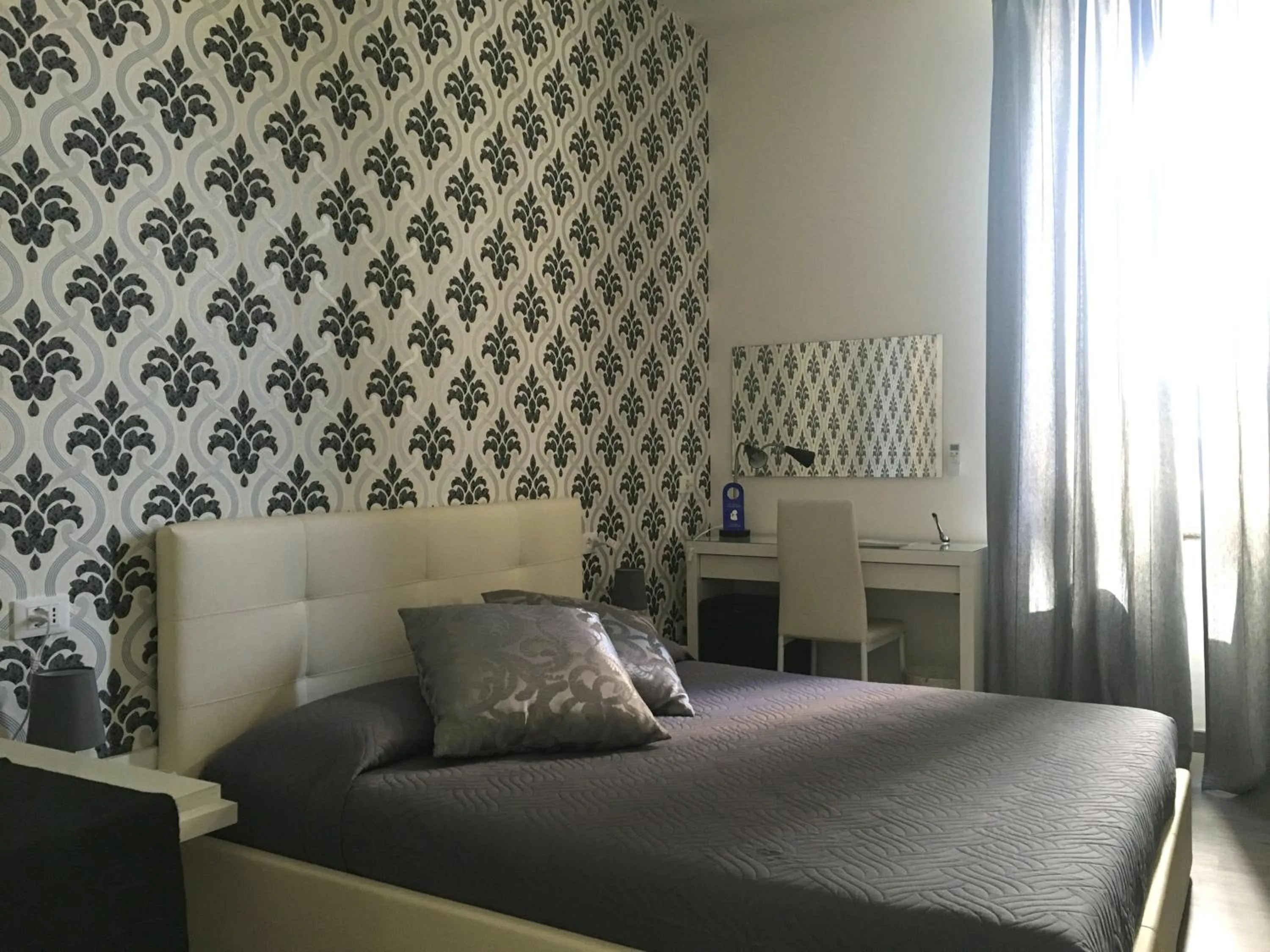 Staff, Bed in Deluxe B&B Centrocitta