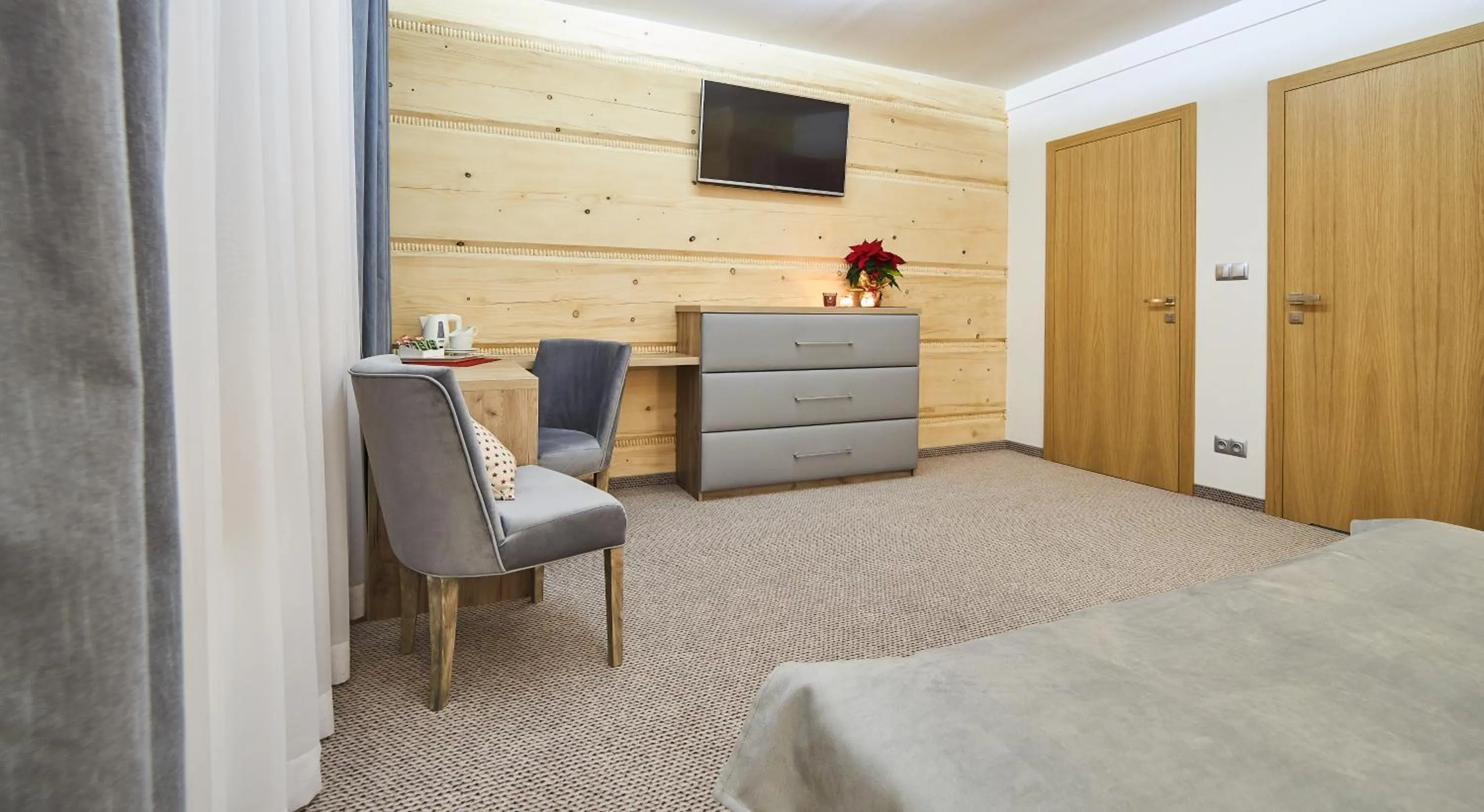 Coffee/tea facilities, Bed in Tatrzański Bór Apartamenty