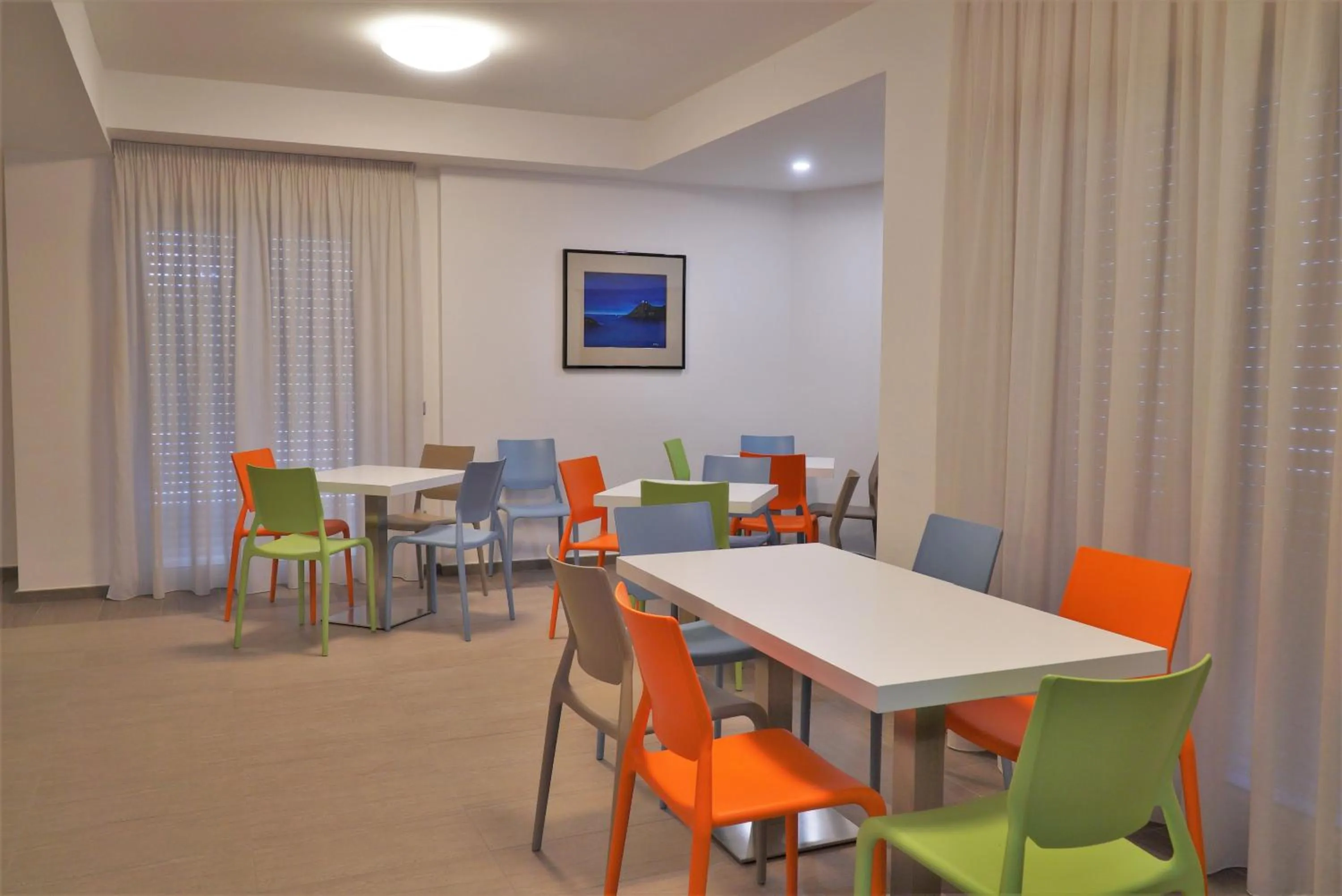 Communal lounge/ TV room in Primavera Club - Hotel Residence