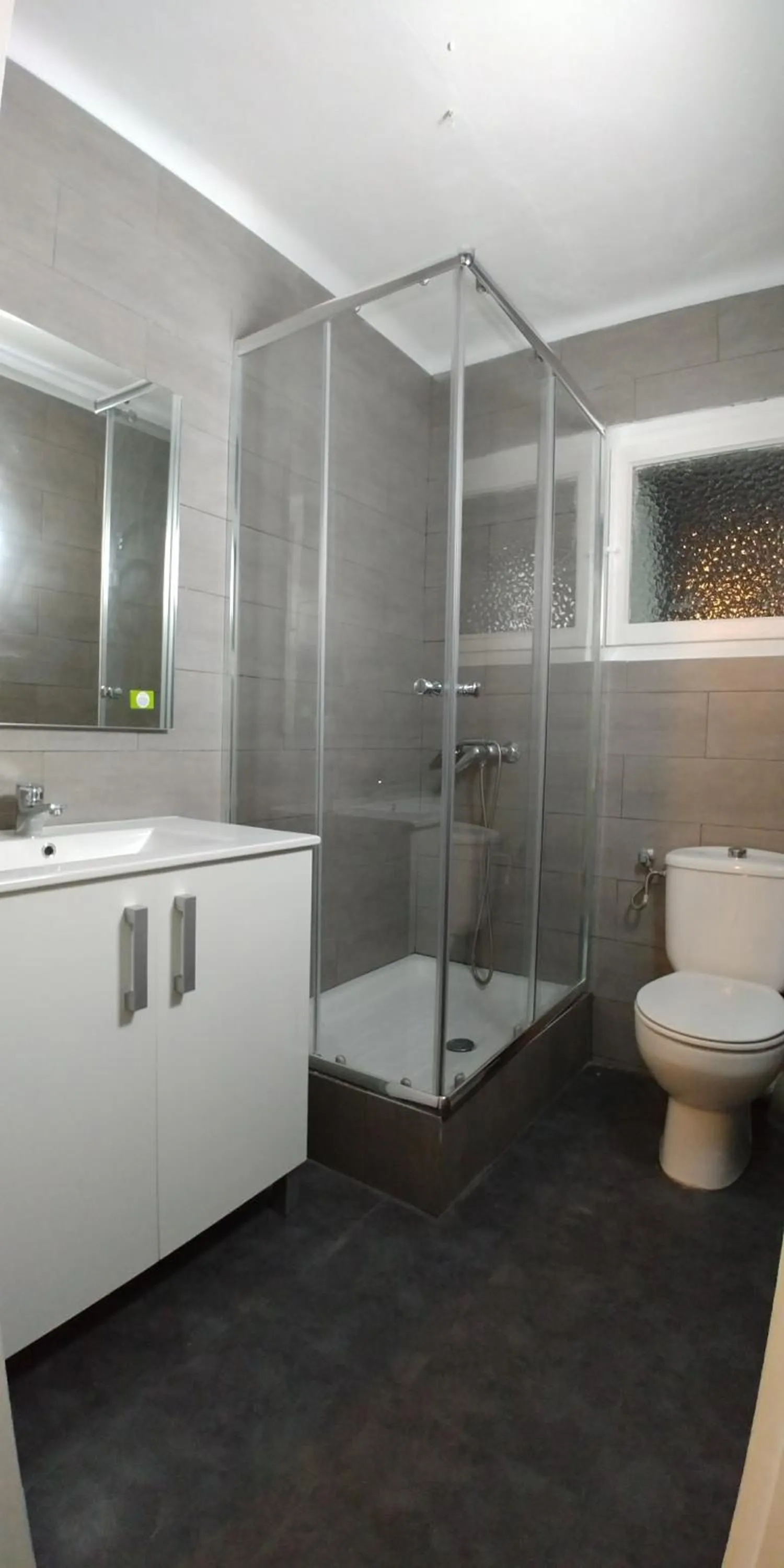 Bathroom in LG Plaza Merida