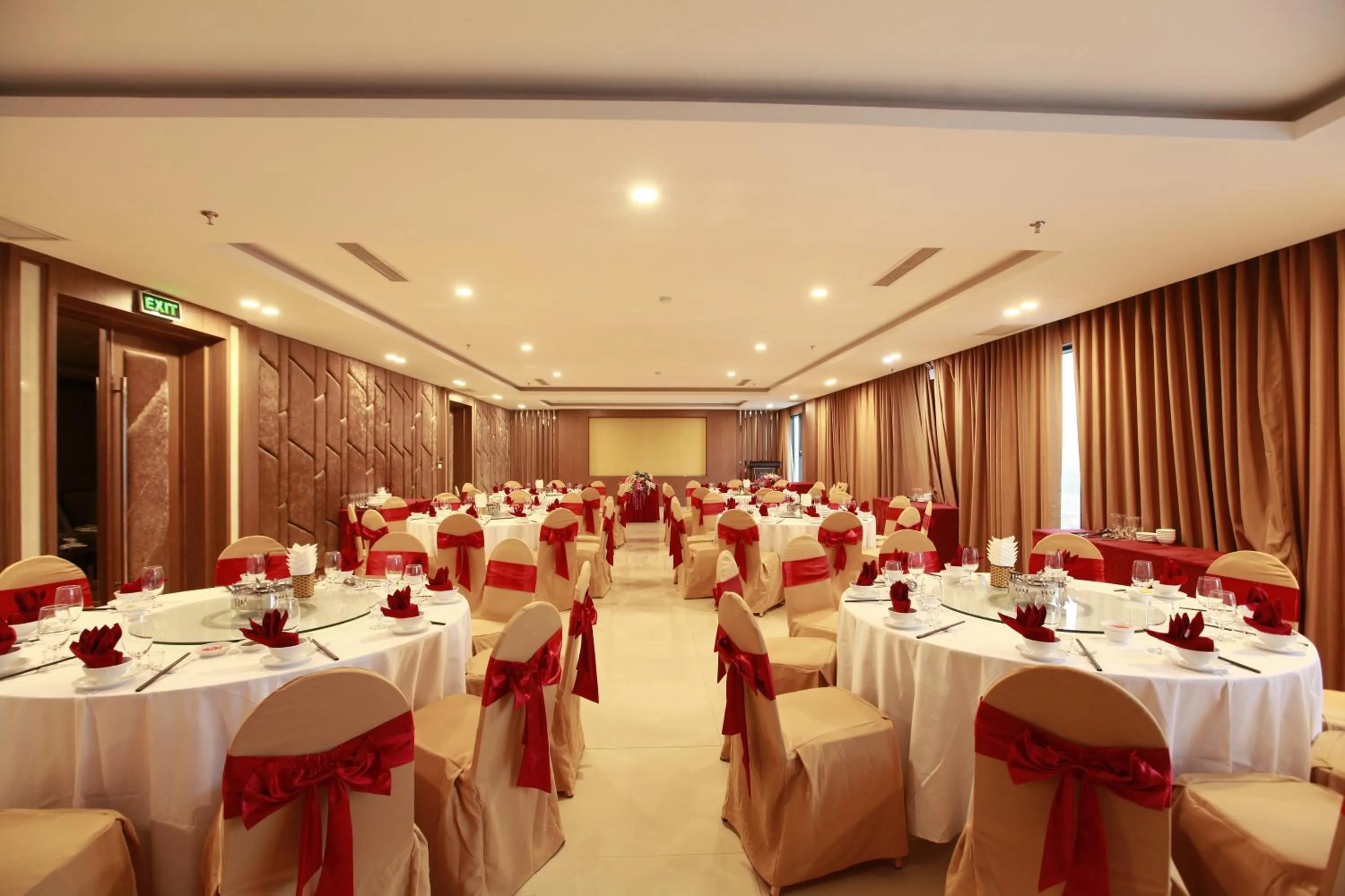 Banquet/Function facilities in Muong Thanh Holiday Con Cuong