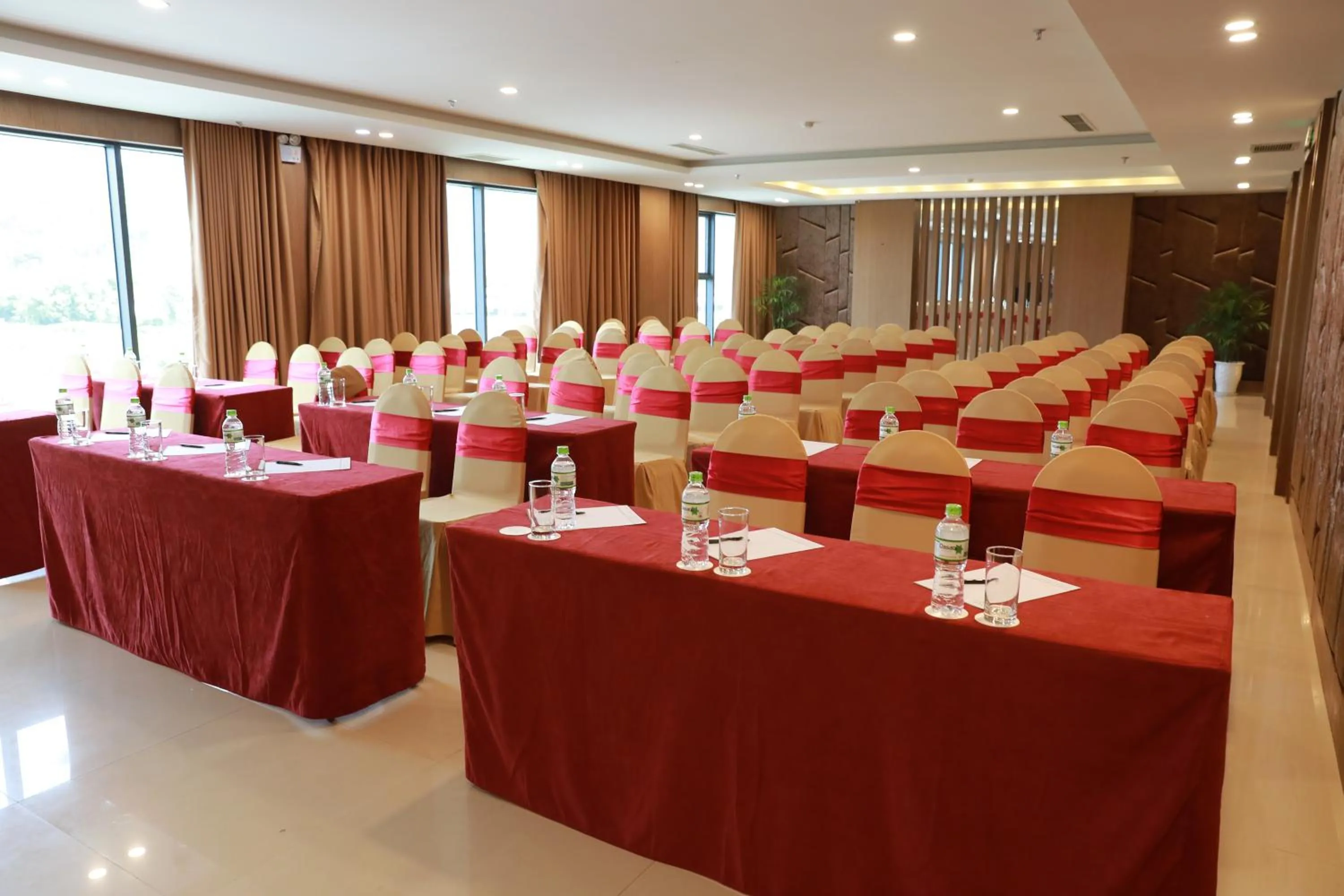 Meeting/conference room in Muong Thanh Holiday Con Cuong