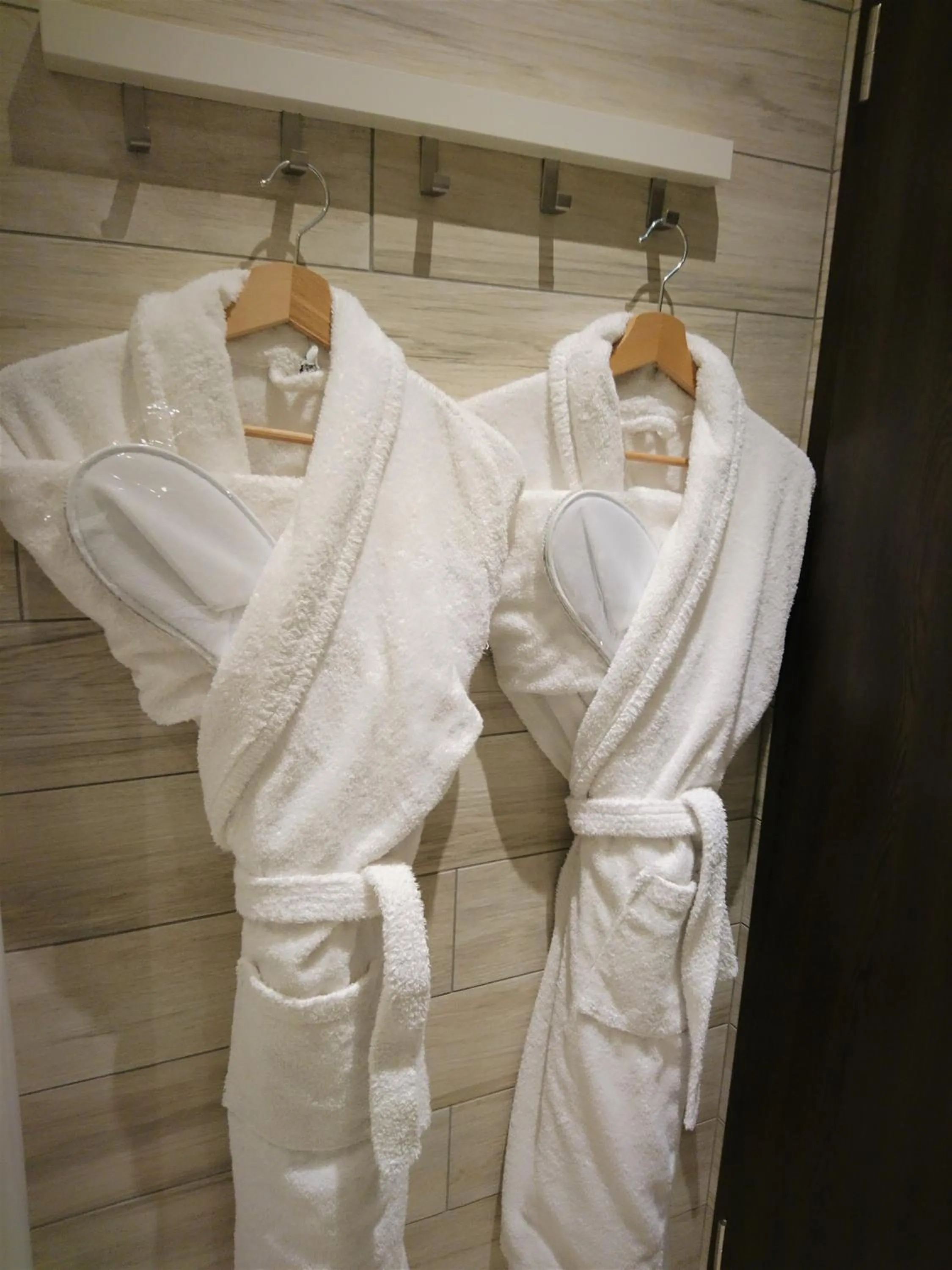 towels in Le Moulin d'Oscar & Spa - Mulhouse Nord