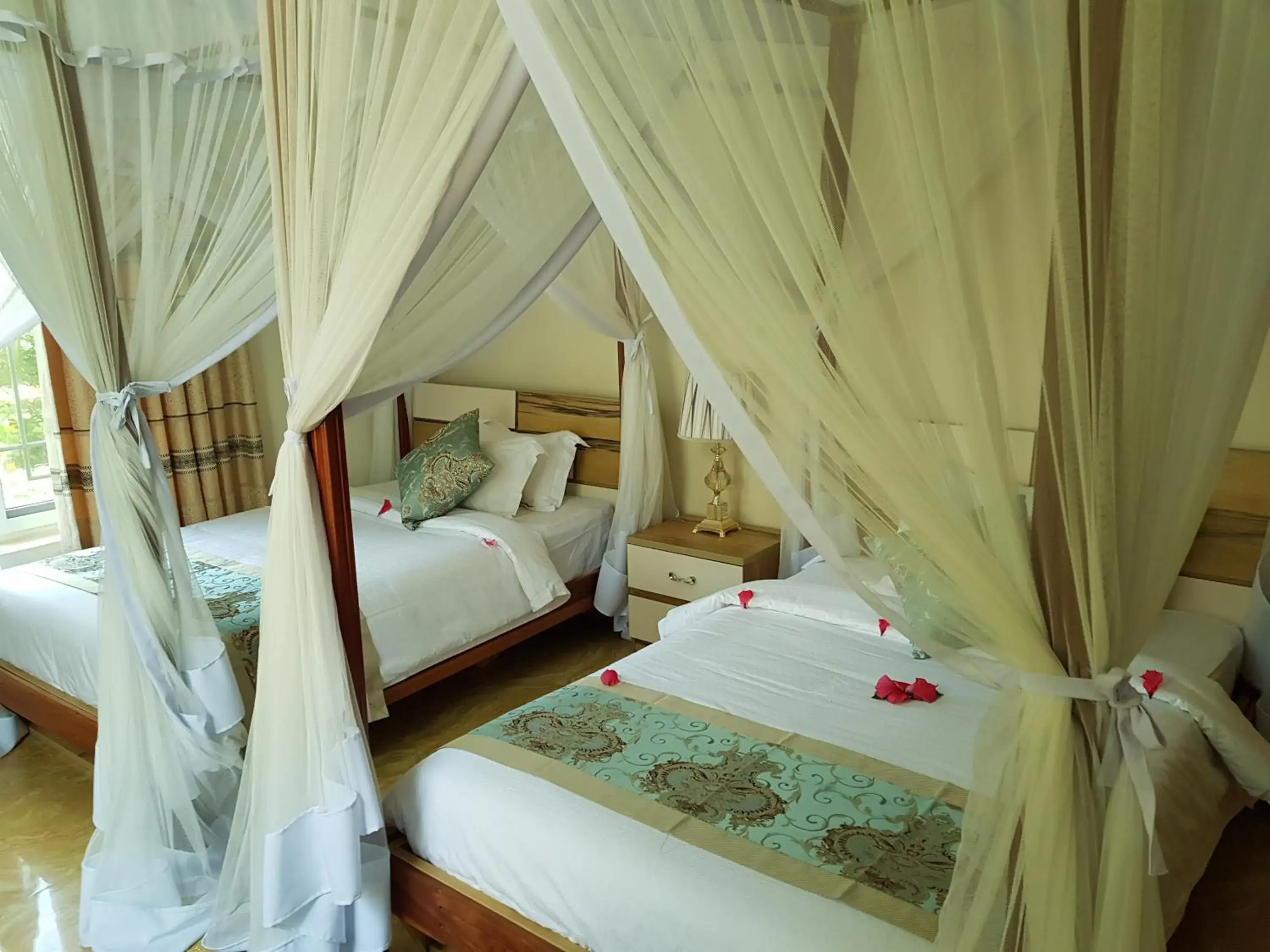 Superior Twin Room with Garden View in Royal Cliff Zanzibar Superior Twin Room with Garden View in Royal Cliff Zanzibar