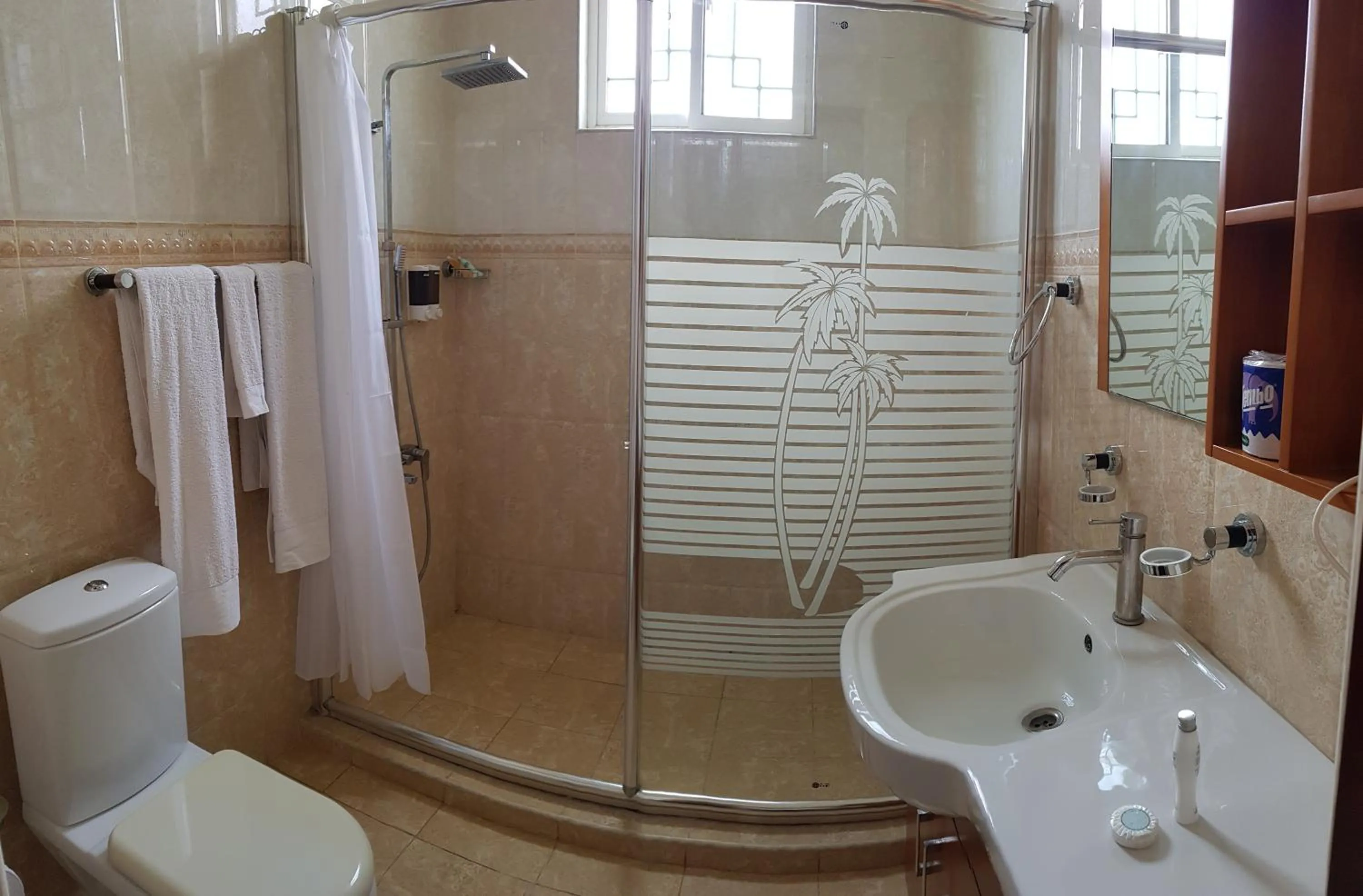 Shower in Royal Cliff Zanzibar