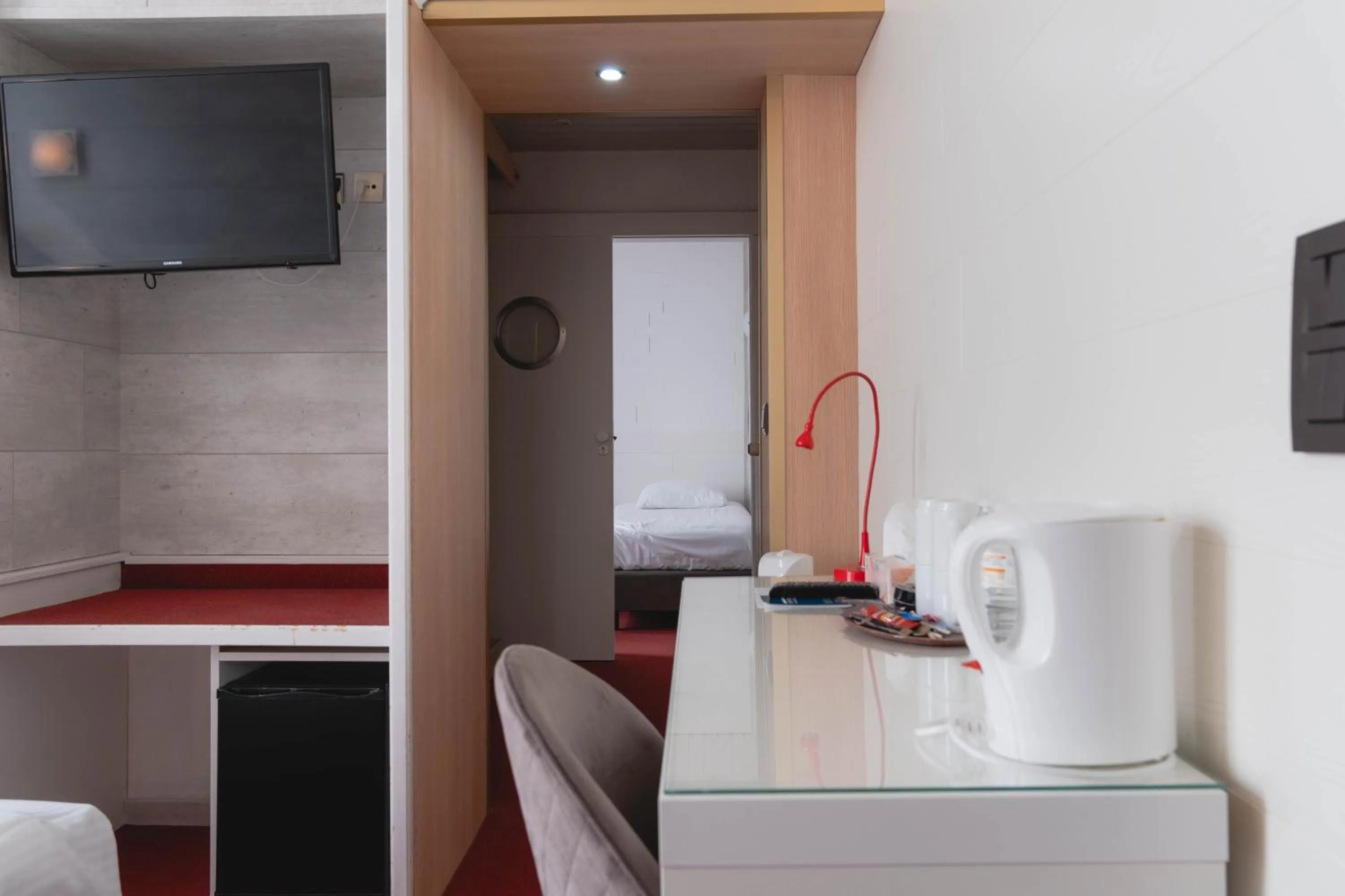 Coffee/tea facilities in Hotel Richmond