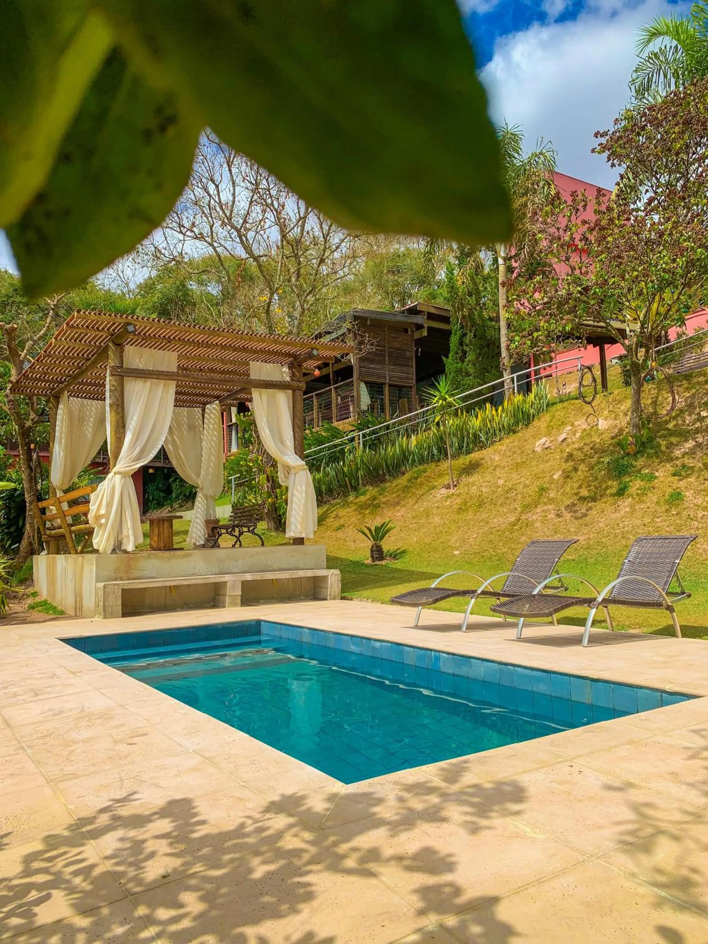 Swimming pool in Pousada Verde Villas