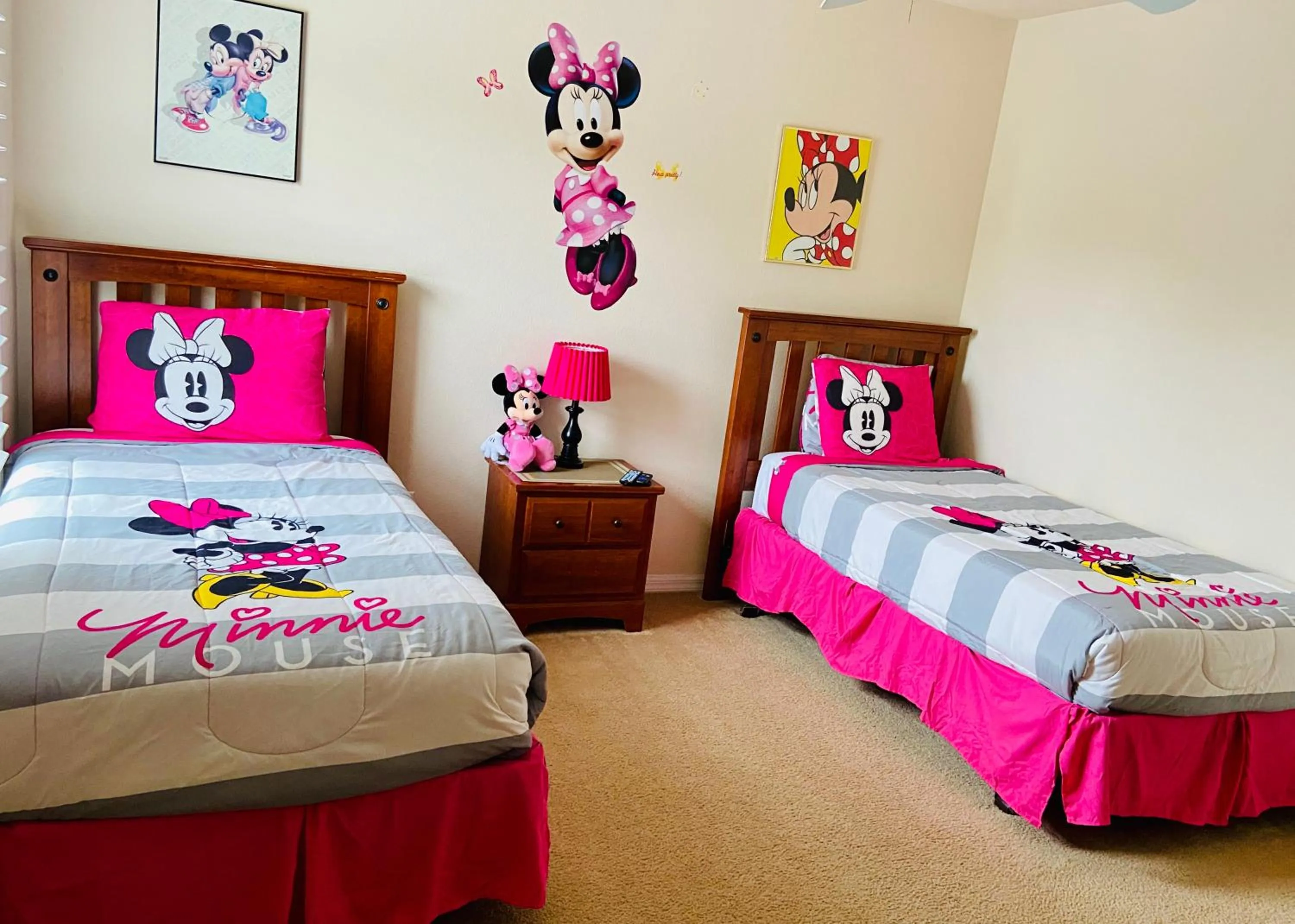 Bedroom, Bed in Cozy Villa With South Facing Pool