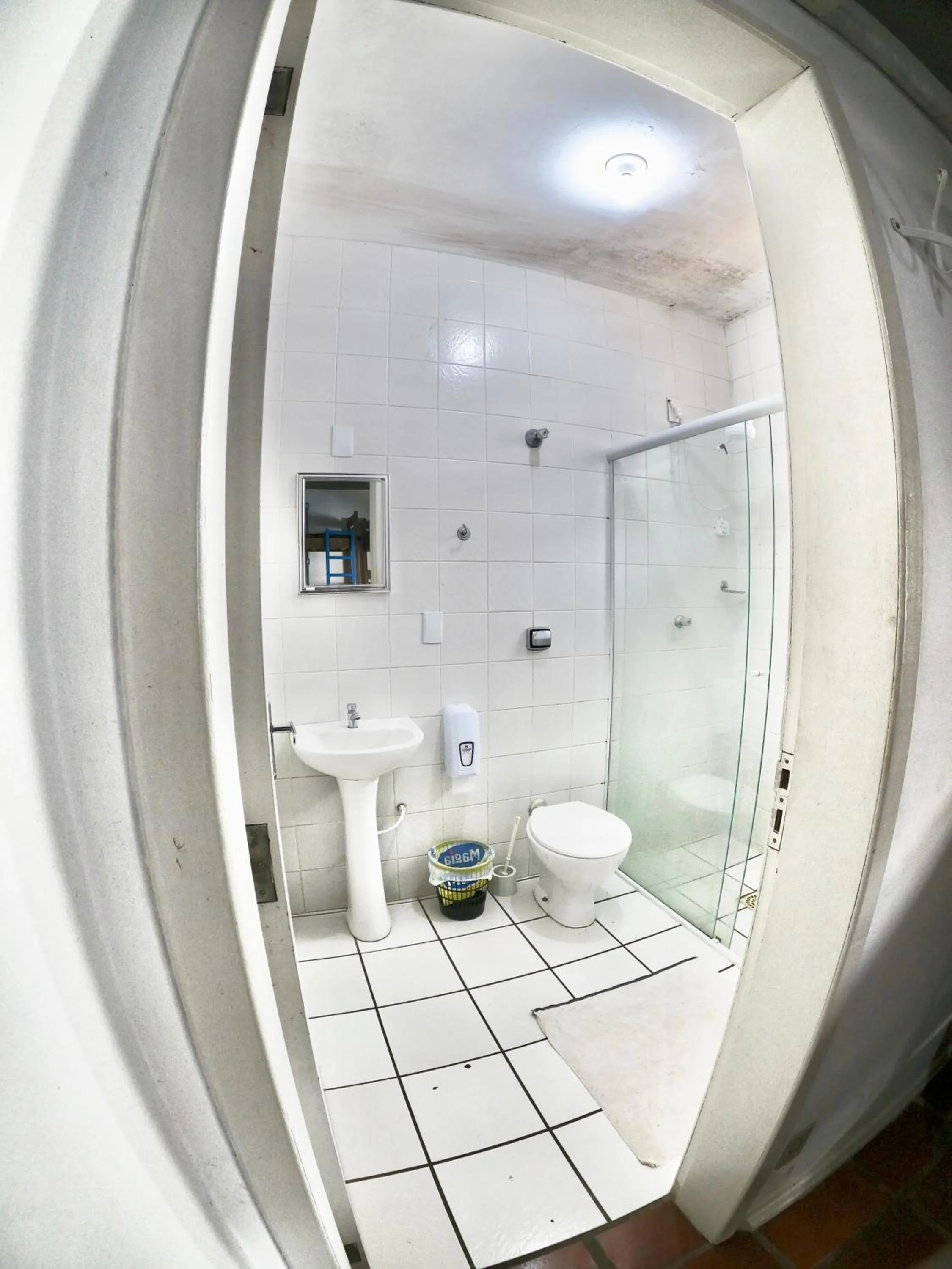 Bathroom in World Hostel - Canasvieiras