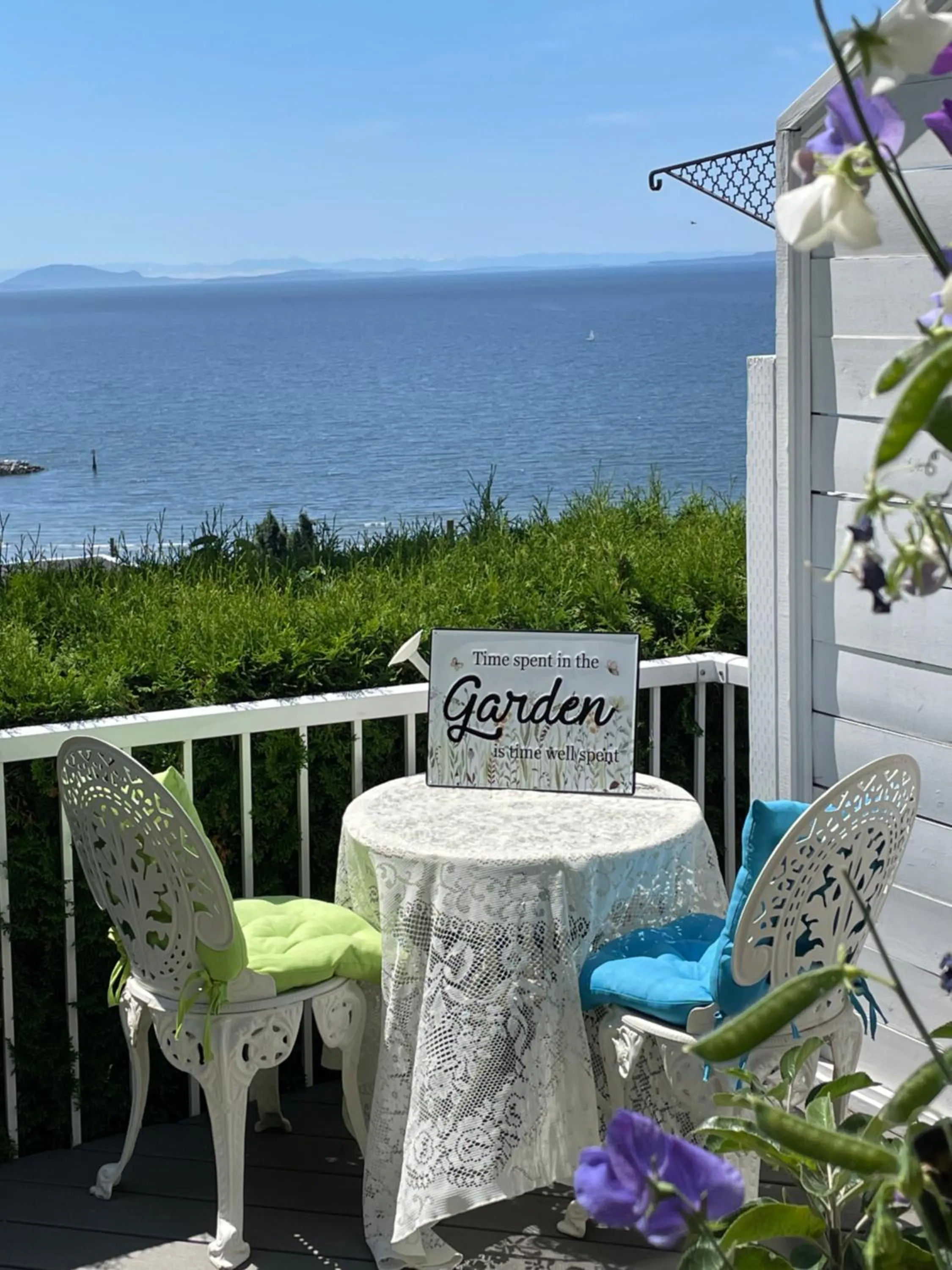 Balcony/Terrace in Donna's Bed & Breakfast