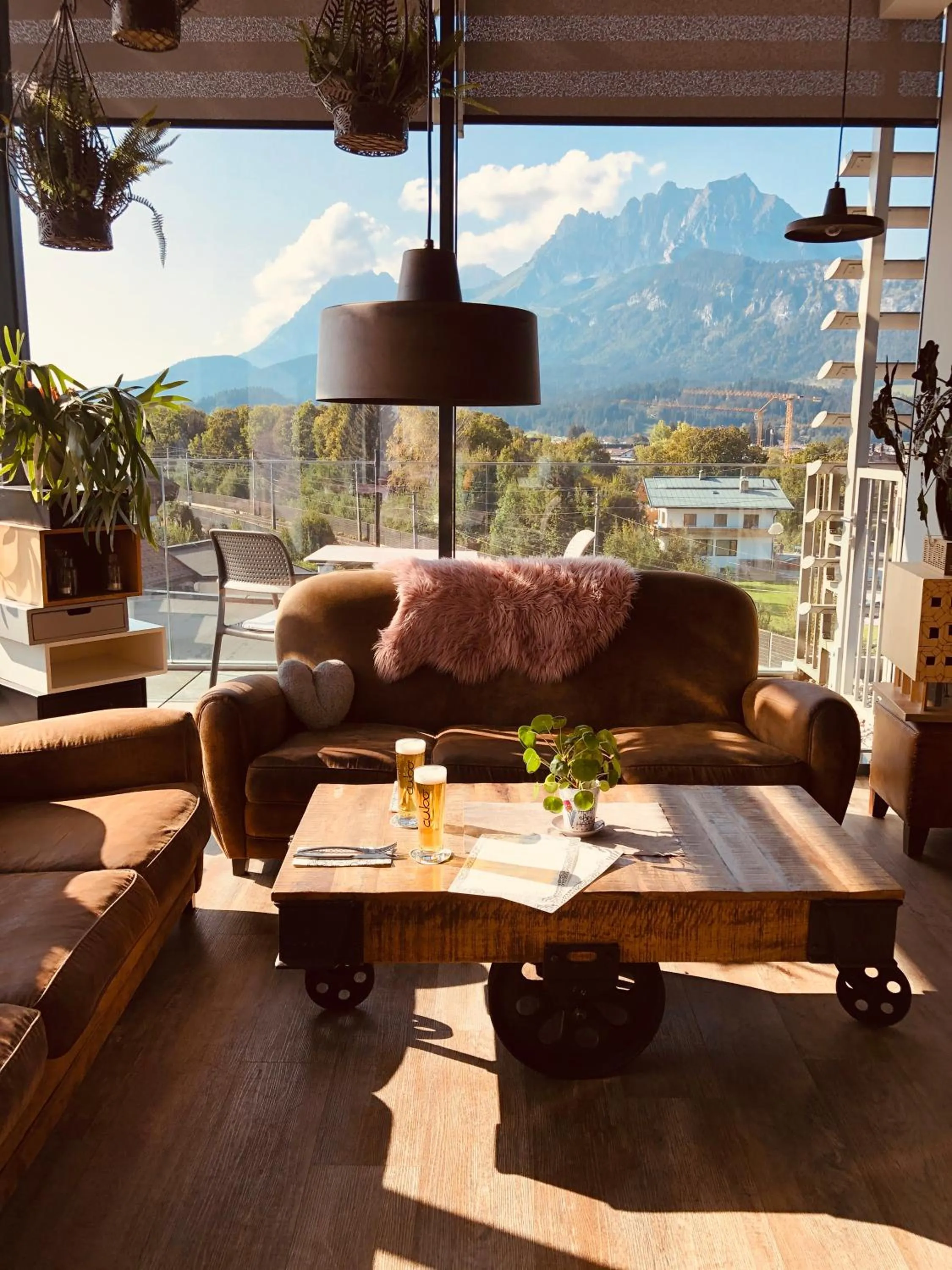 Lounge or bar in Cubo Sport & Art Hotel