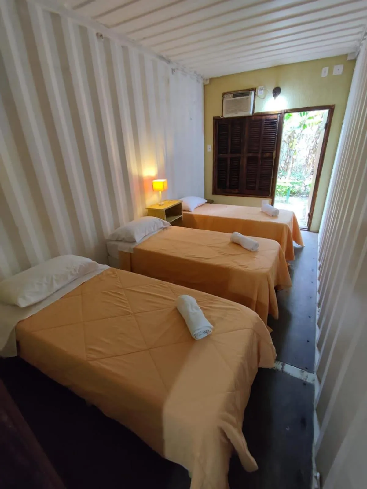 Bedroom, Bed in Container Eco Suítes