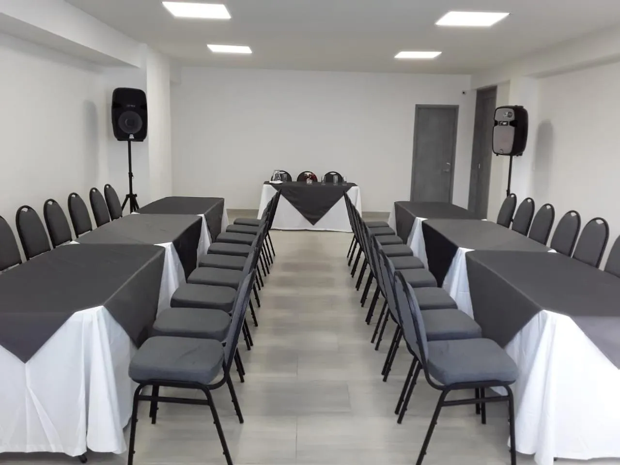 Business facilities in Hotel Los Cristales