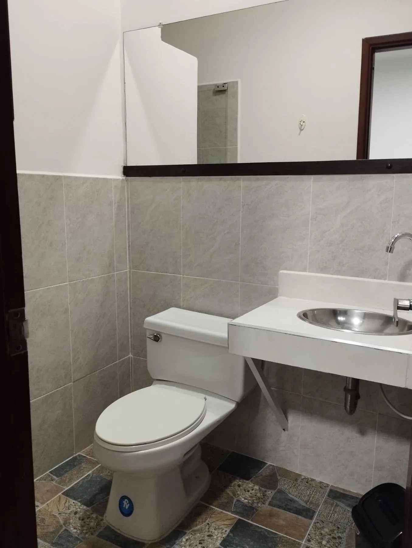 Shower in Hotel Los Cristales