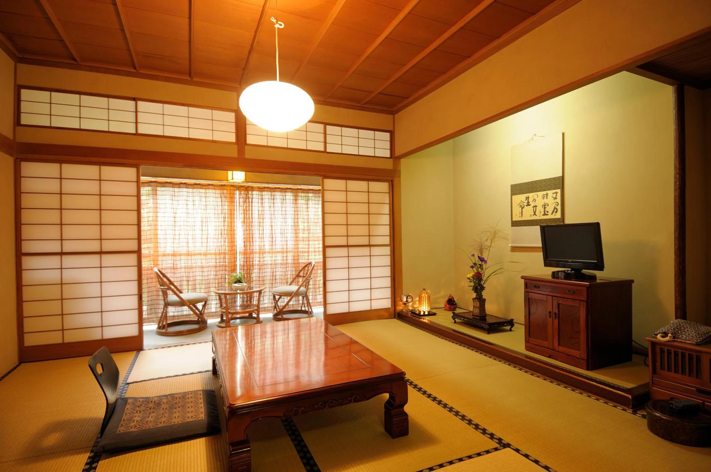 Photo of the whole room in Irorinoyado Ashina