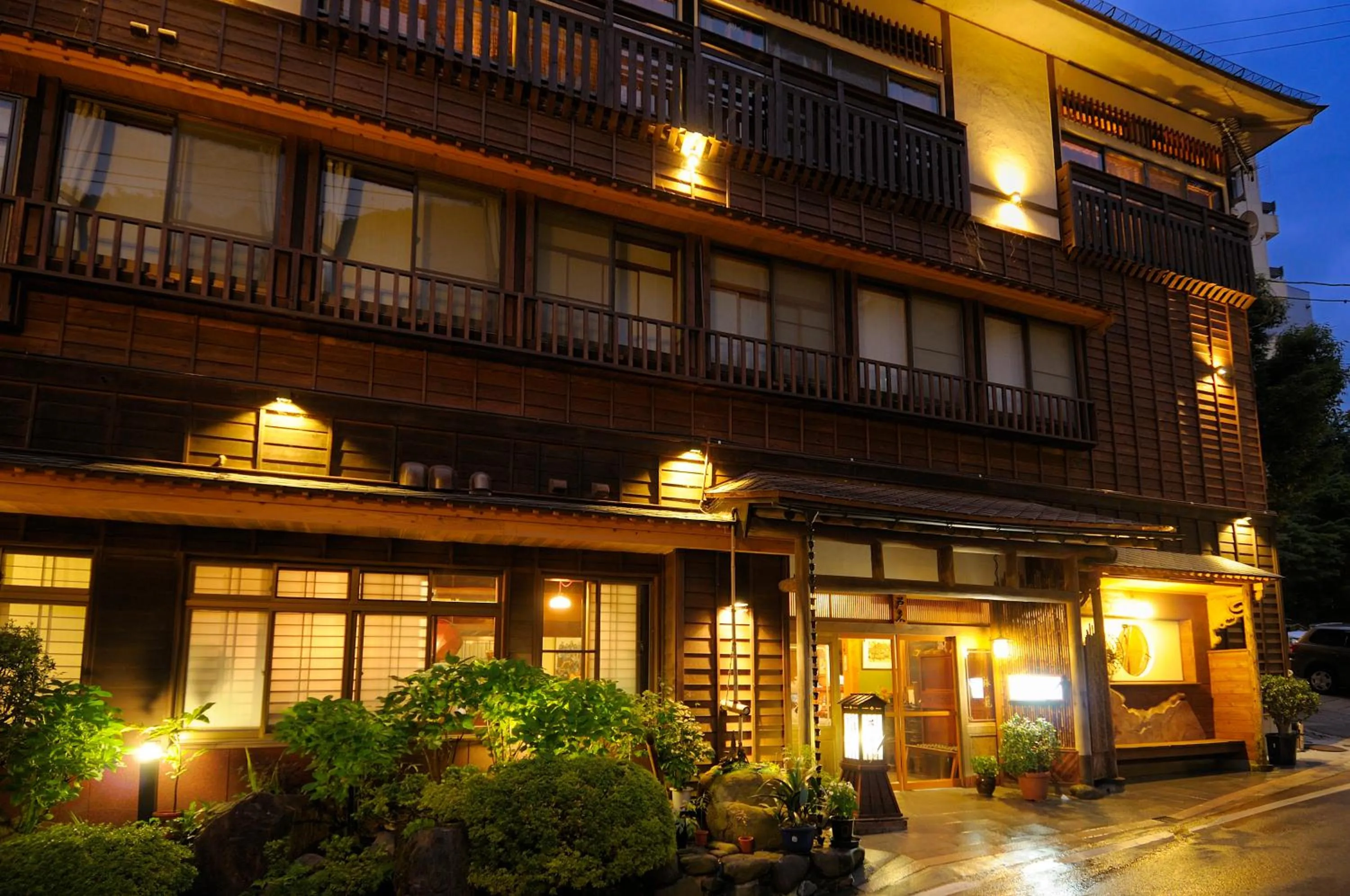 Facade/entrance in Irorinoyado Ashina