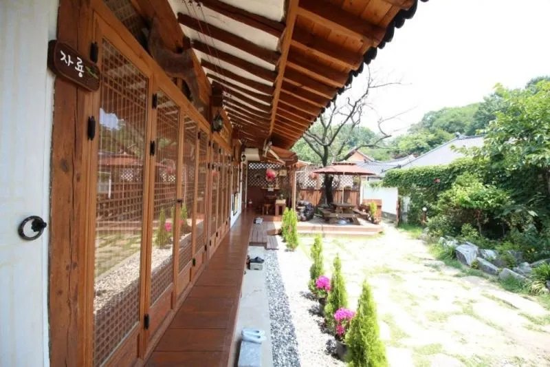 Property building in Sori poonggyung