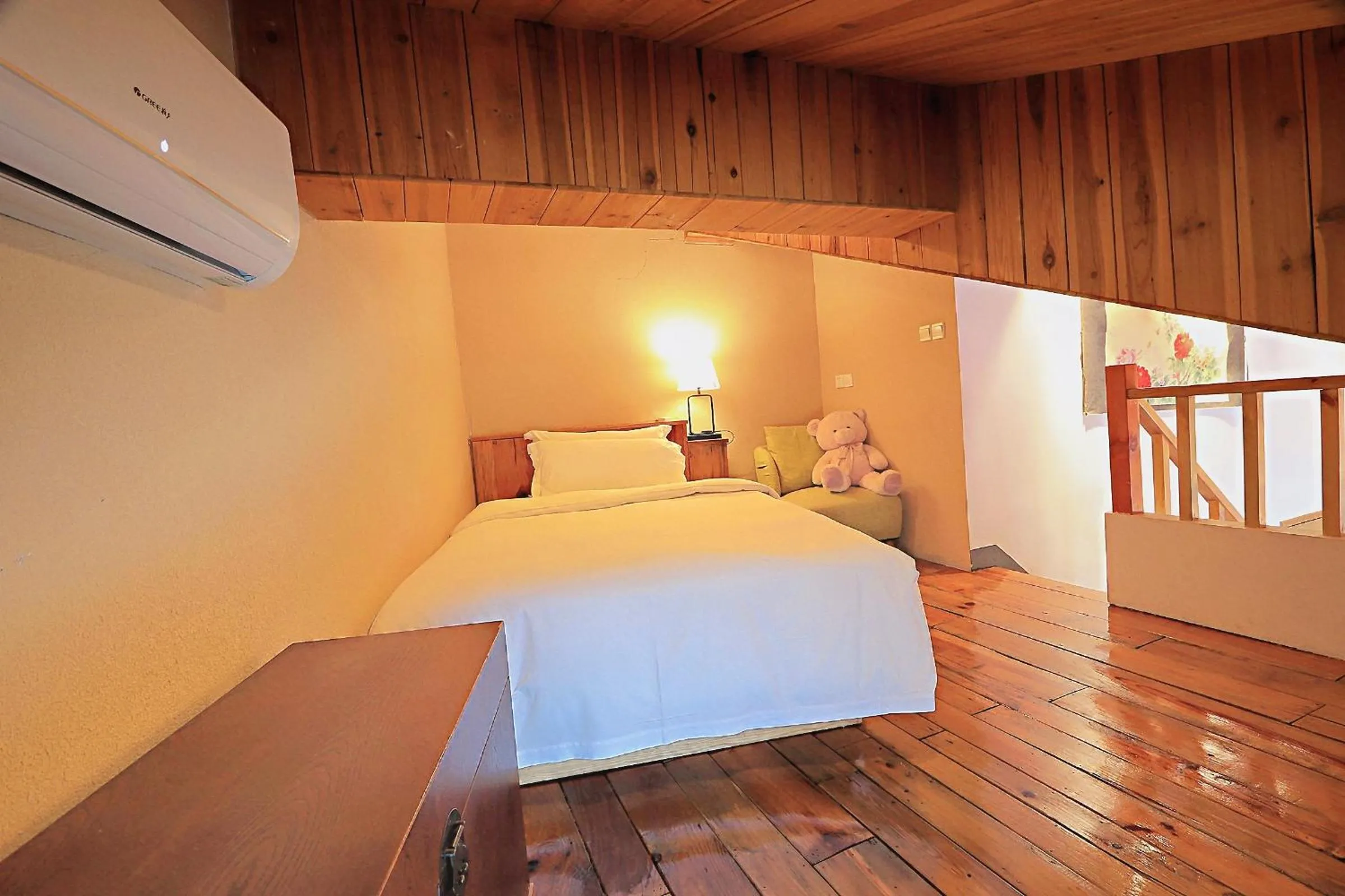 Bedroom, Bed in Mild Spring Boutique Hotel