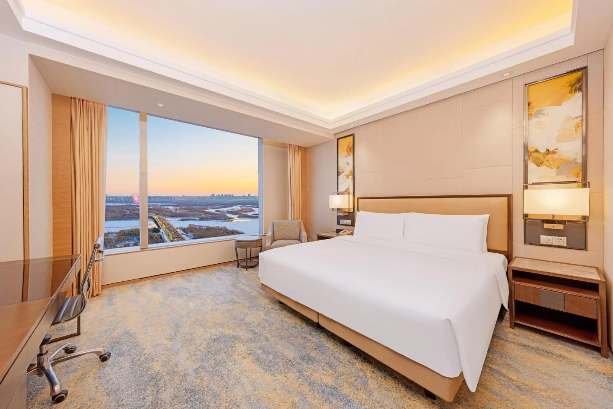 Photo of the whole room, Bed in Shangri-La Songbei, Harbin