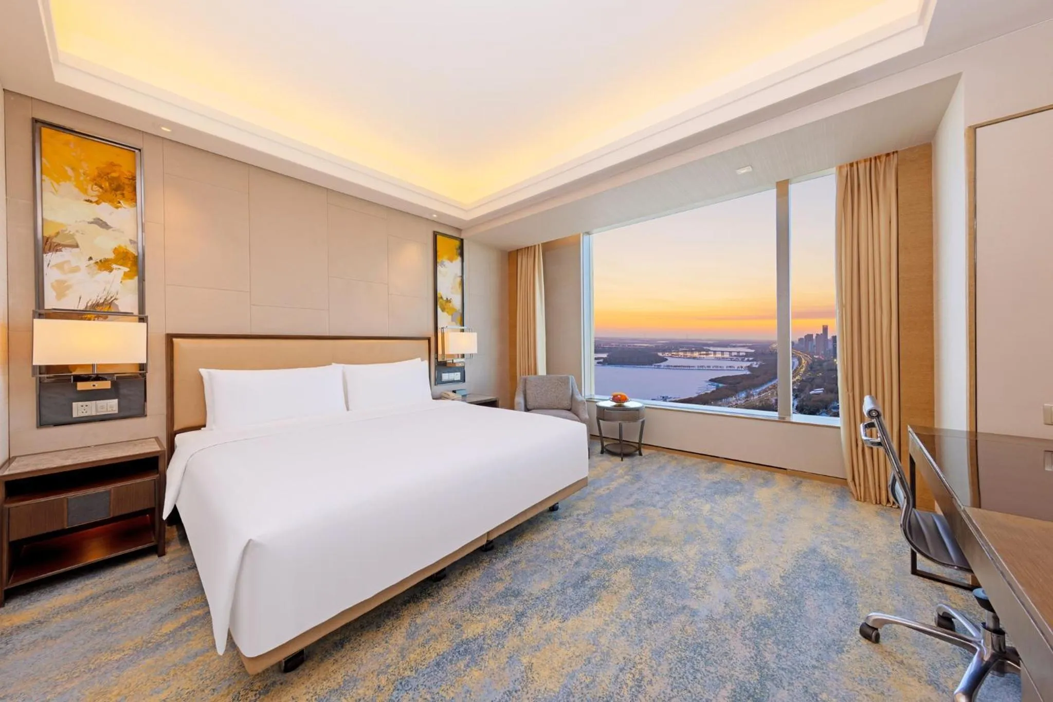 Photo of the whole room, Bed in Shangri-La Songbei, Harbin