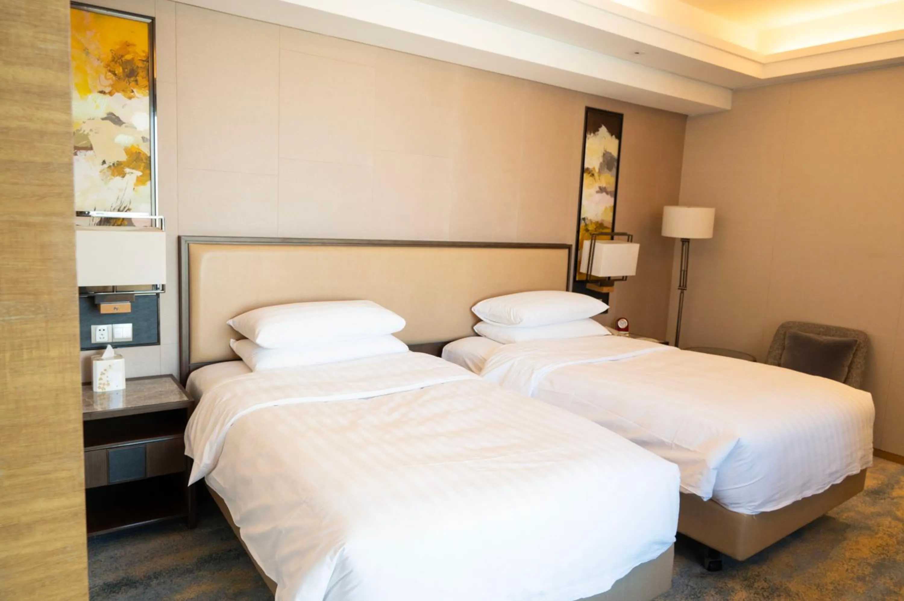 Bedroom, Bed in Shangri-La Songbei, Harbin