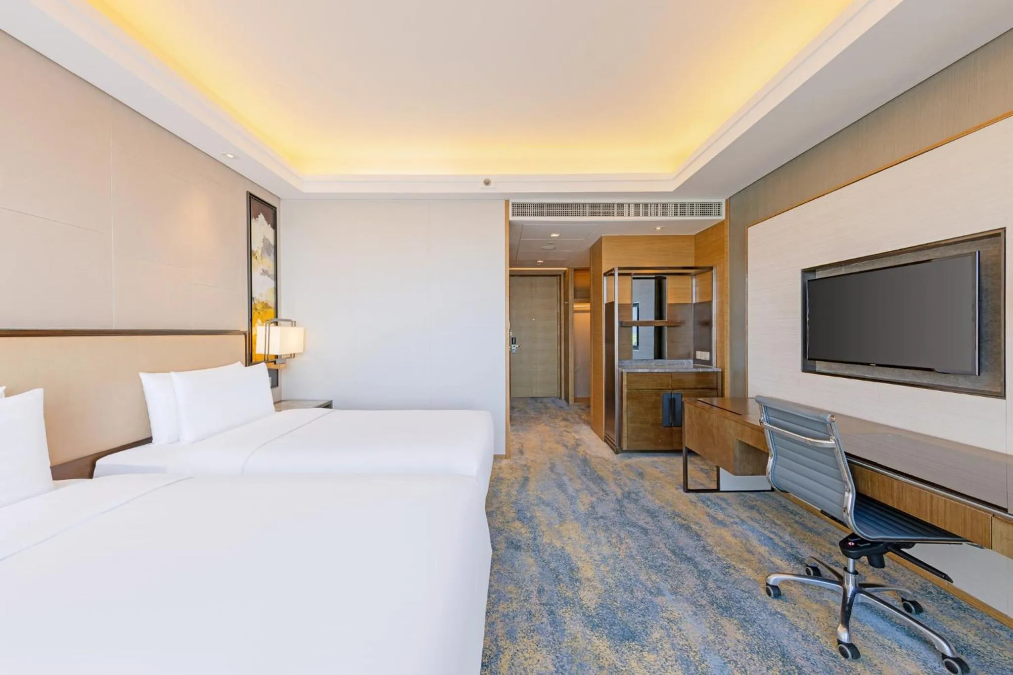 Photo of the whole room, Bed in Shangri-La Songbei, Harbin