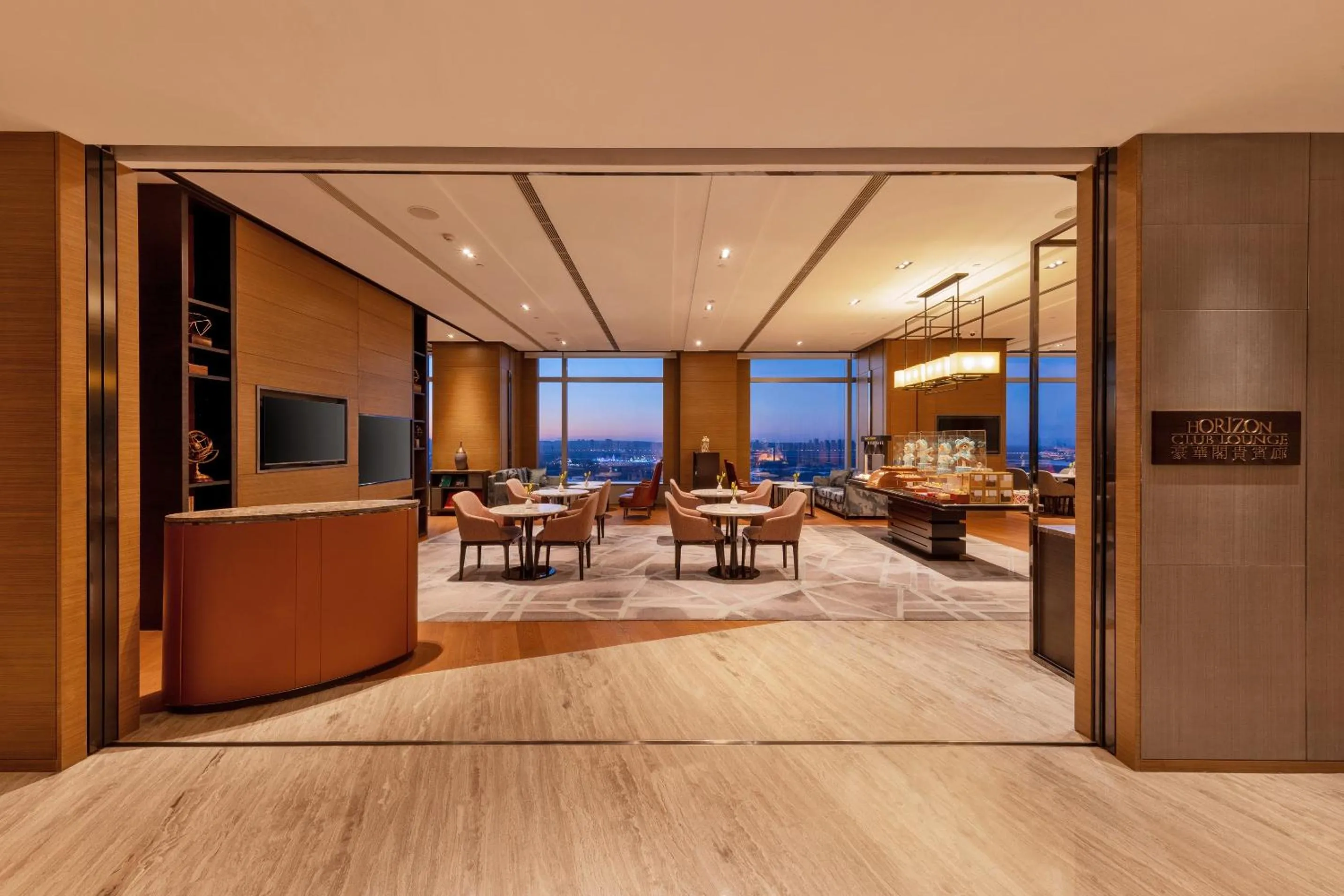 Restaurant/places to eat in Shangri-La Songbei, Harbin