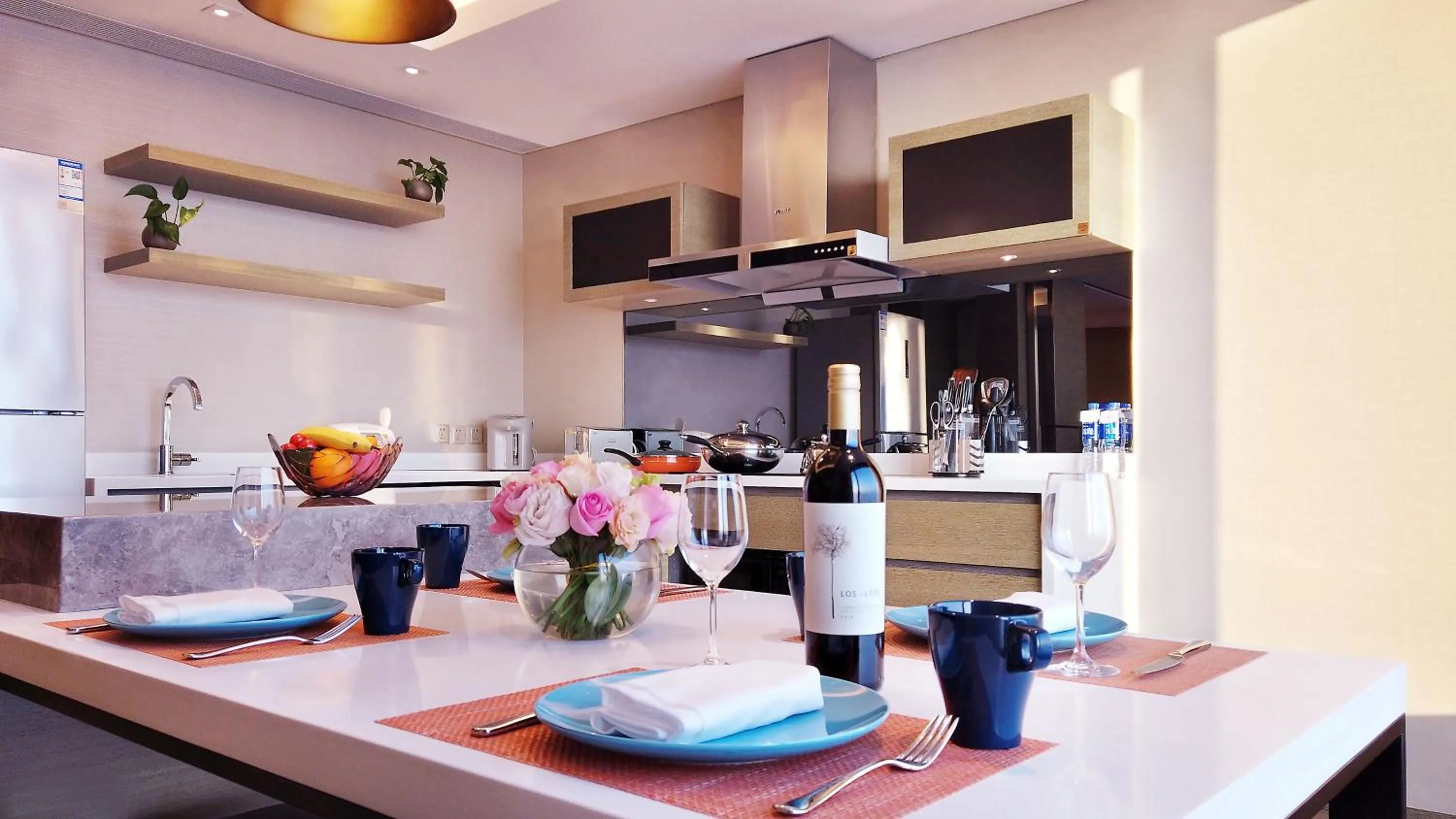 Kitchen or kitchenette in Shangri-La Songbei, Harbin