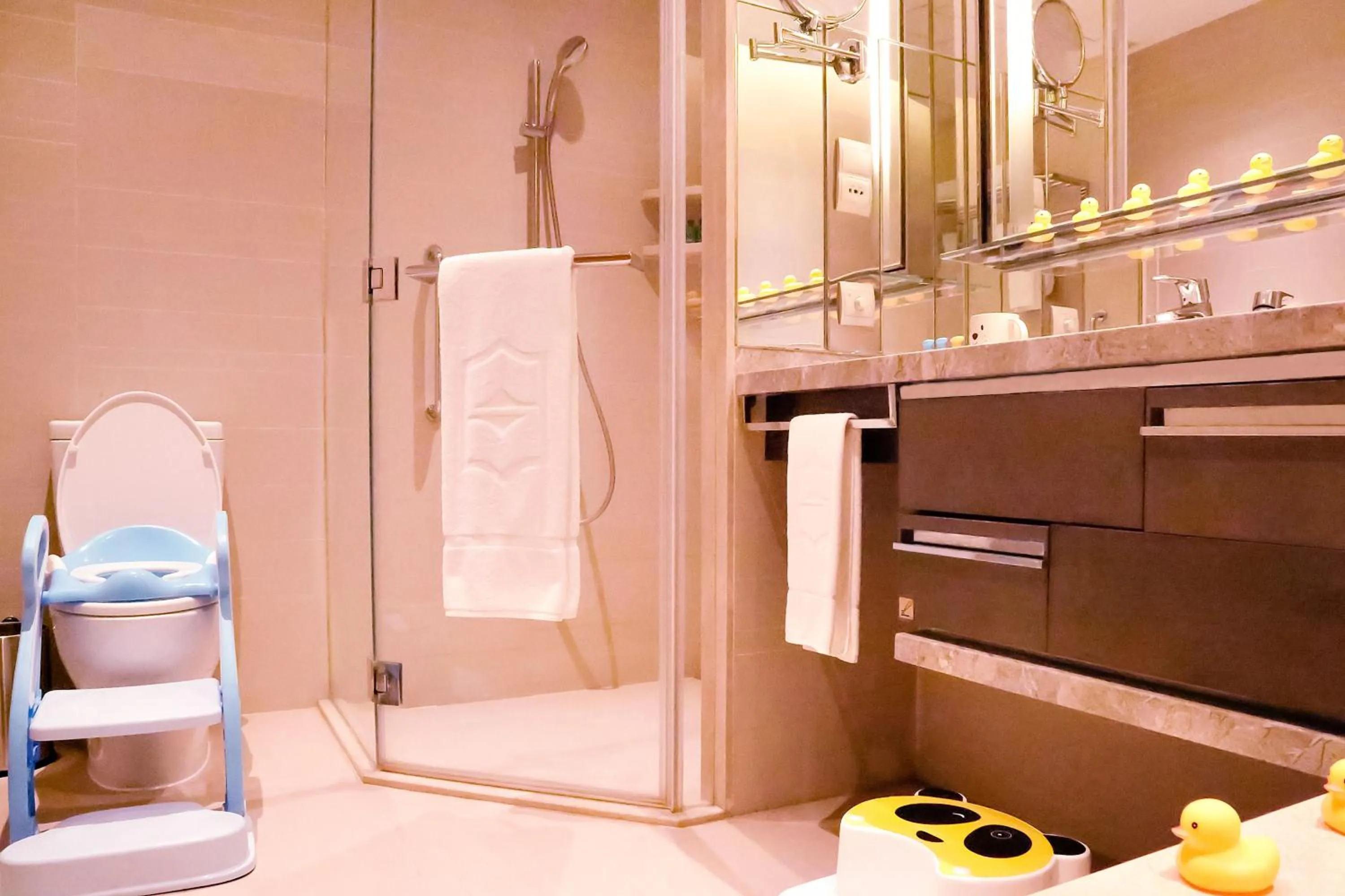 Bathroom in Shangri-La Songbei, Harbin