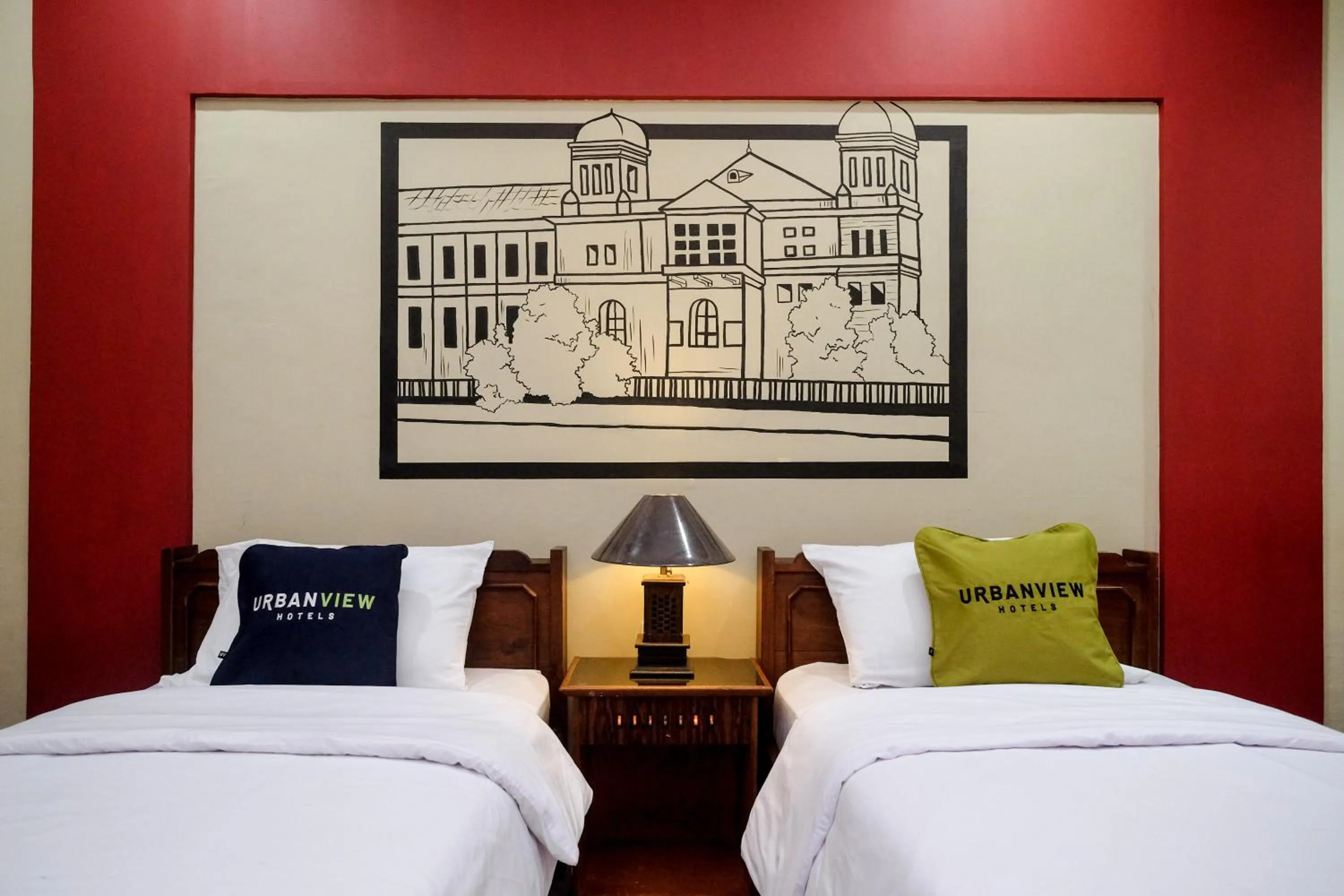Bedroom, Bed in Urbanview Hotel Syariah Wisnugraha by RedDoorz
