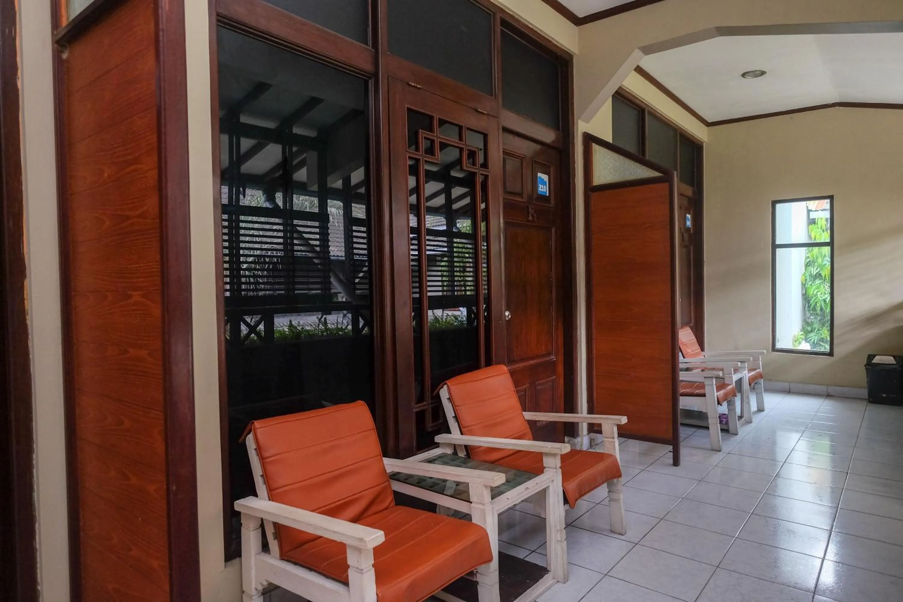 Balcony/Terrace in Urbanview Hotel Syariah Wisnugraha by RedDoorz