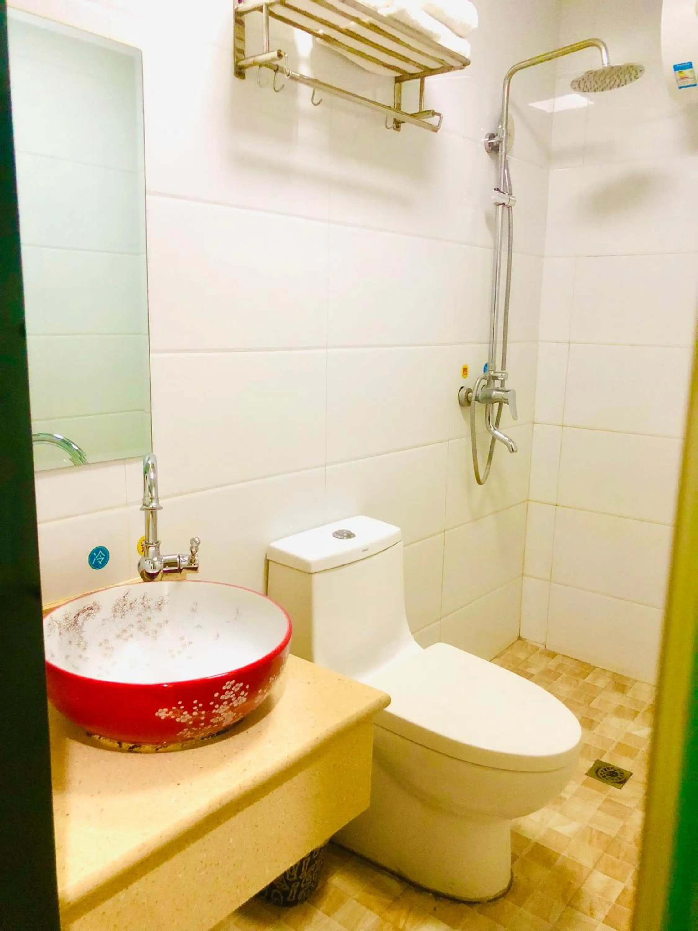 Toilet in The Silk Road Travelers Hostel