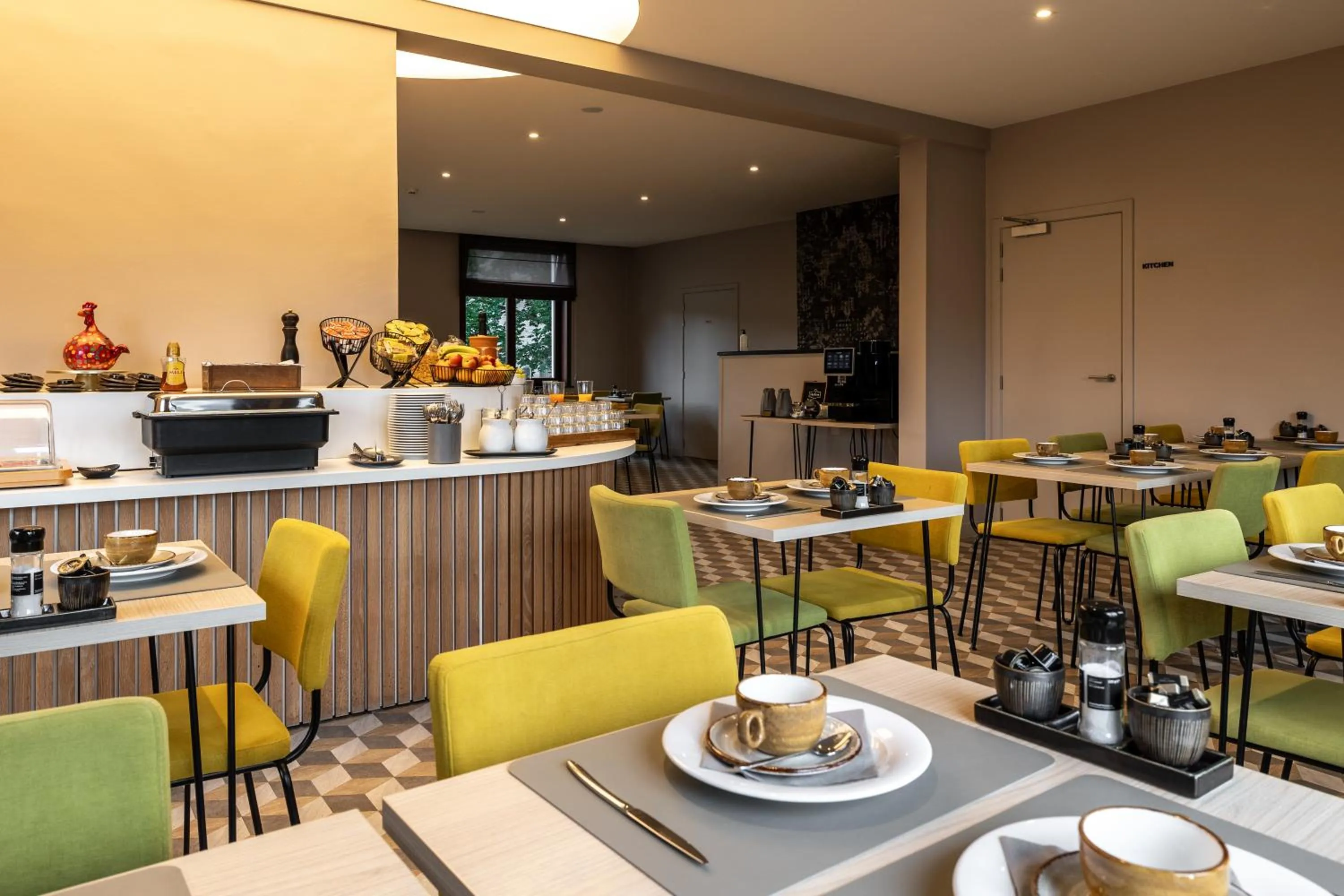 Restaurant/places to eat in Hotel Olympia in Bruges