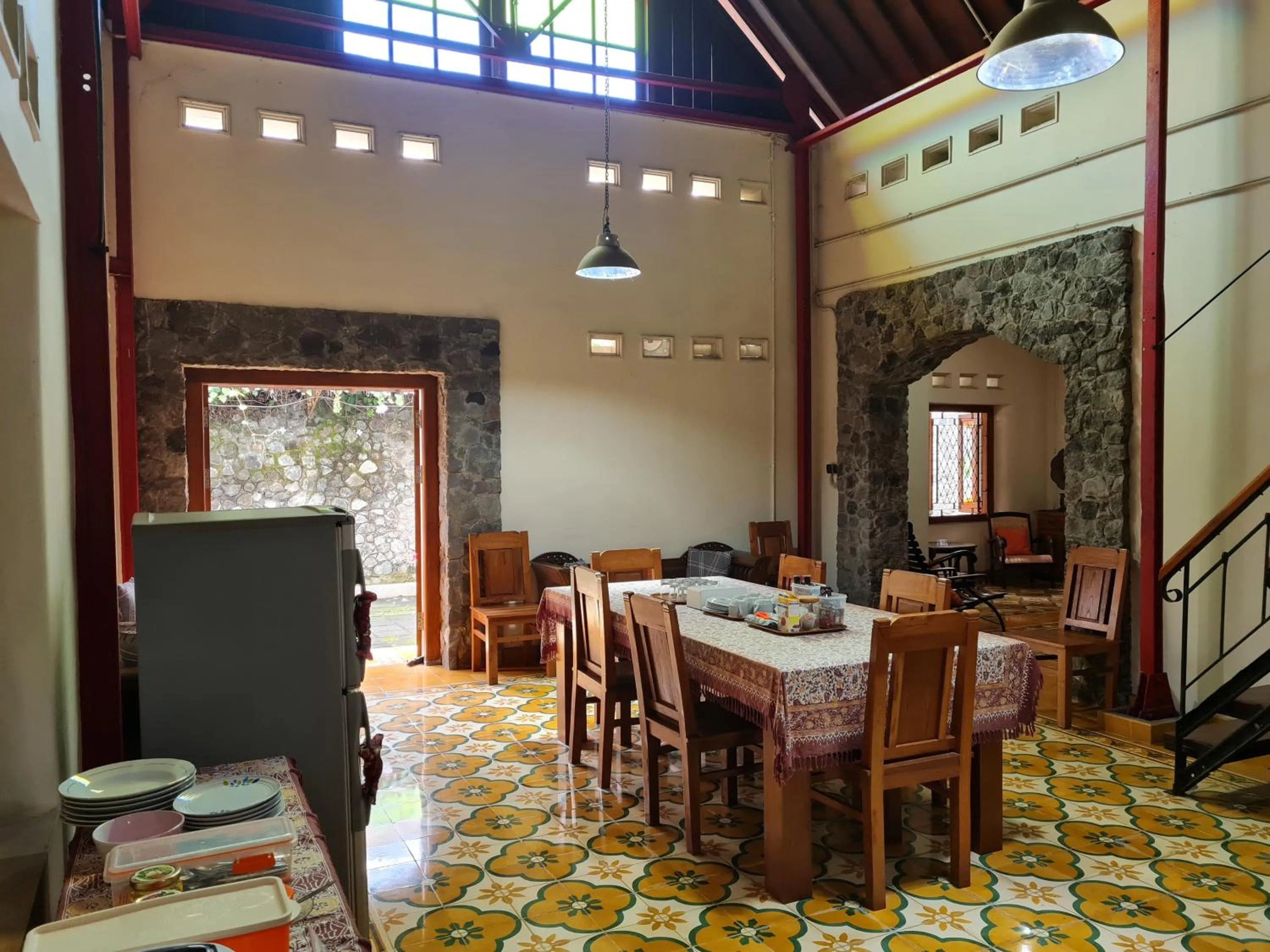 Dining area in Omah Pitoe Yogya Homestay