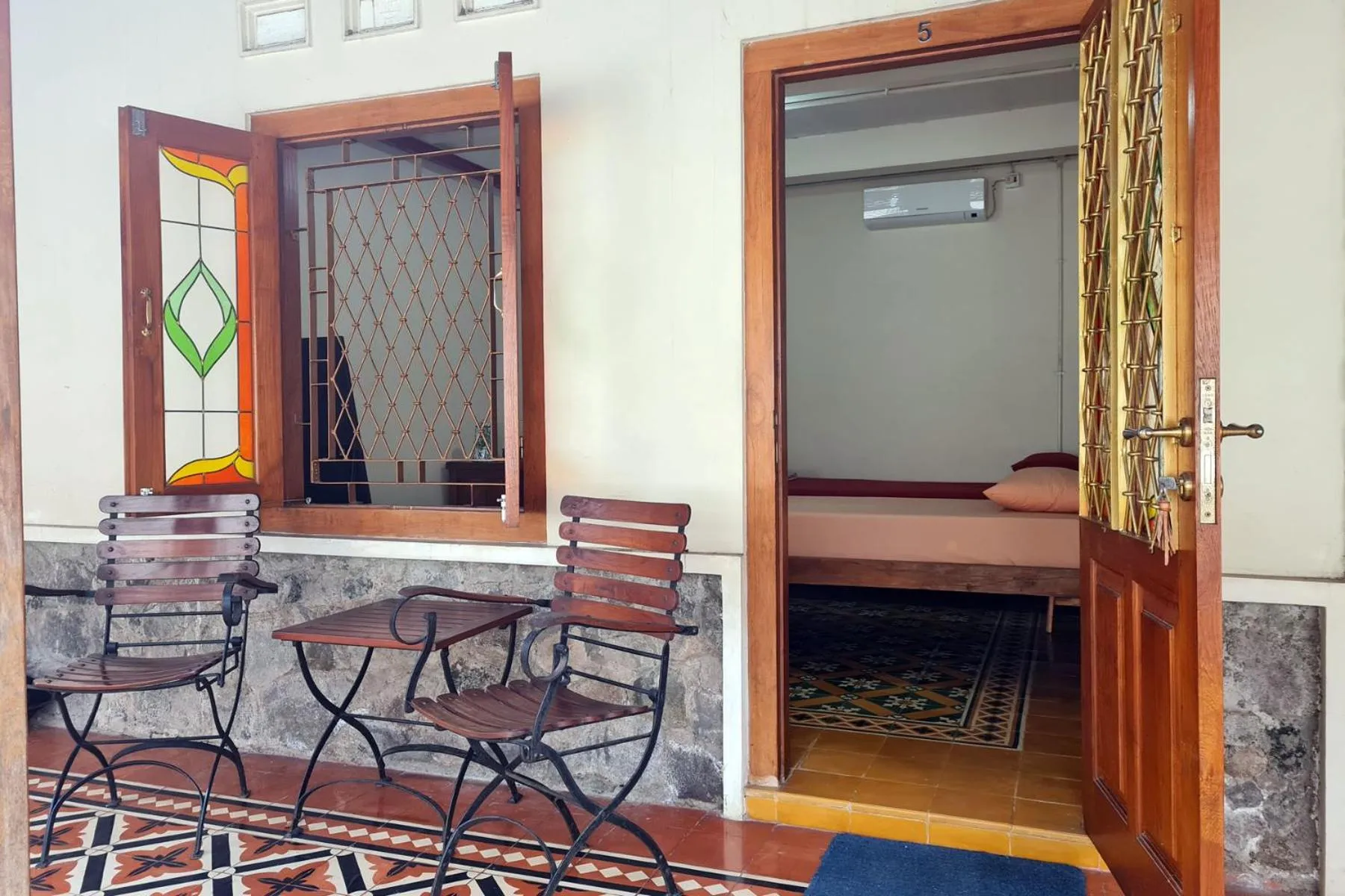 Balcony/Terrace in Omah Pitoe Yogya Homestay