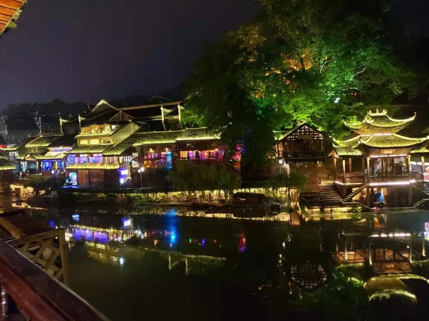 Property building in LQJ Riverside Guest House