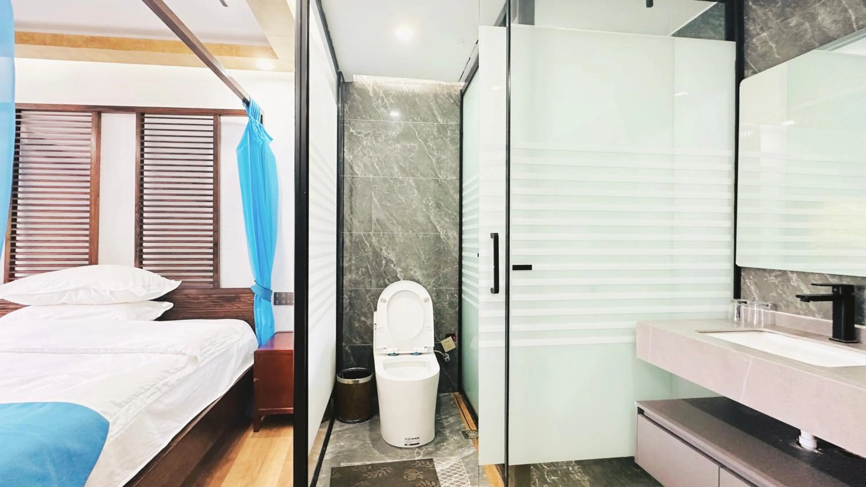 Bed in LQJ Riverside Guest House