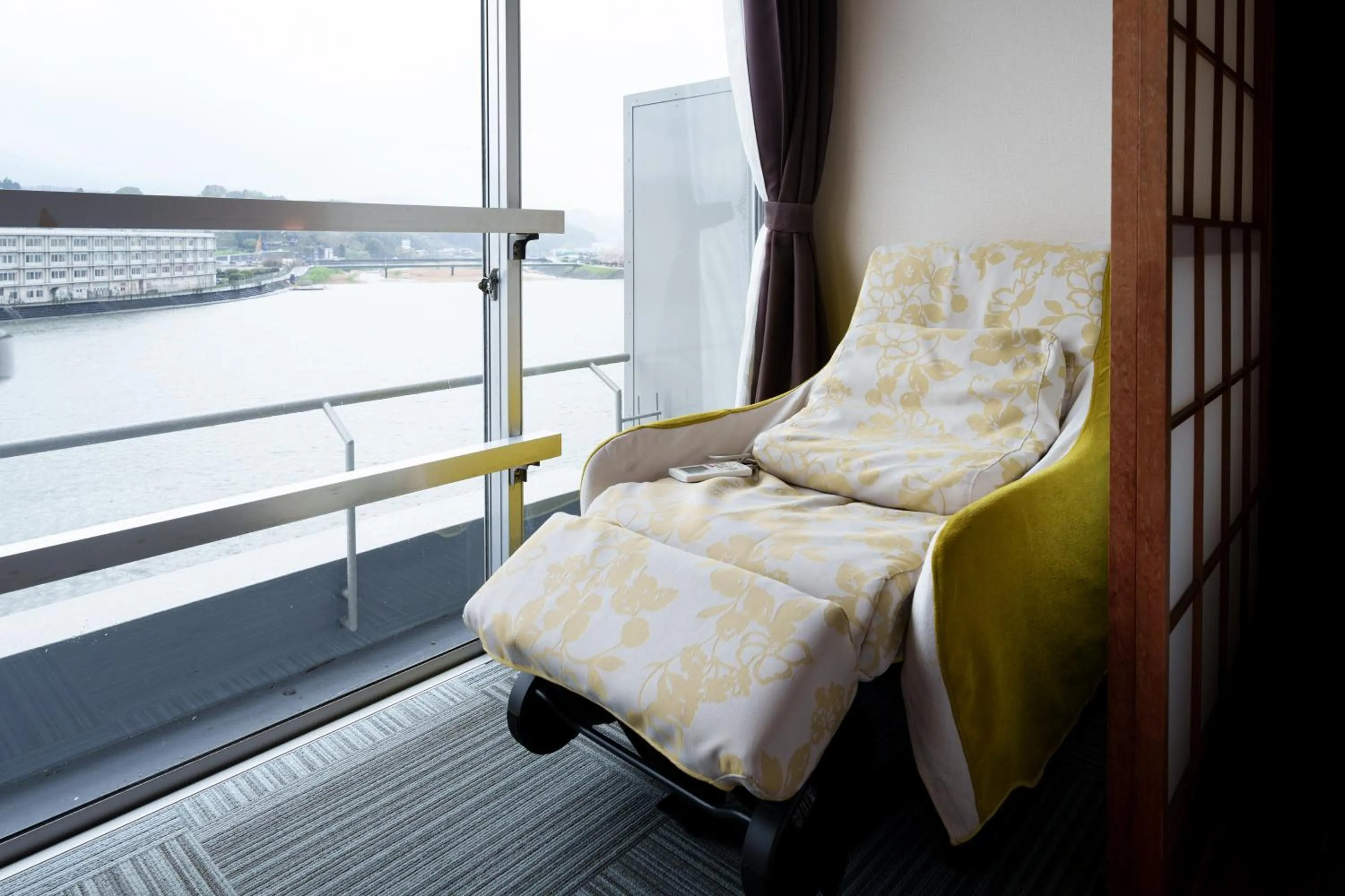 Photo of the whole room, Bed in Hita Onsen Kizantei Hotel