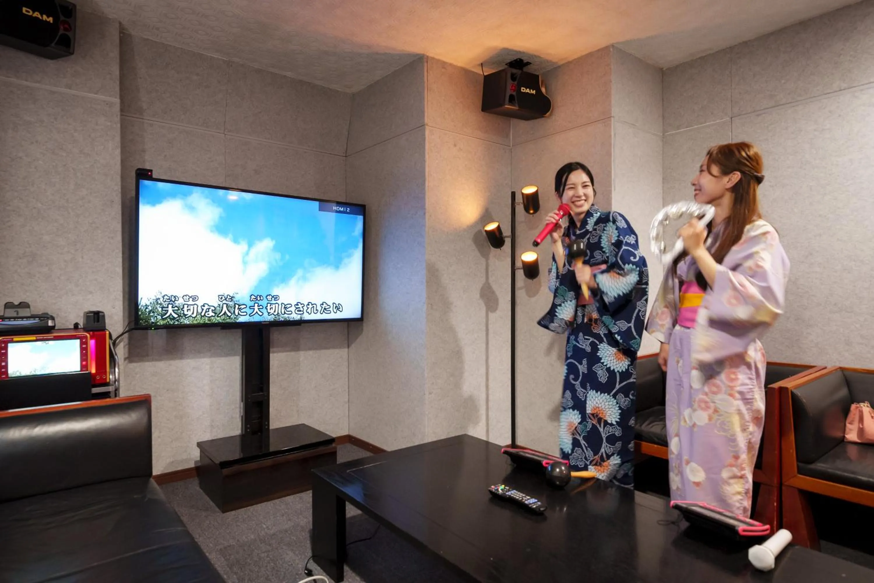 Karaoke in Hita Onsen Kizantei Hotel