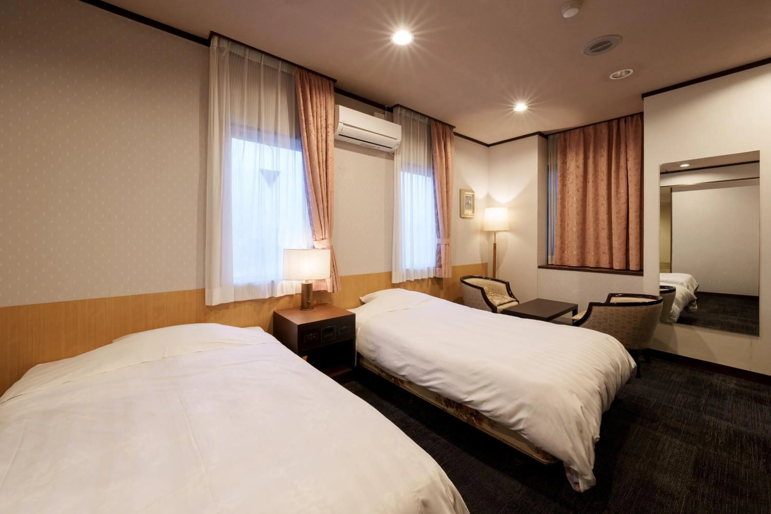 Photo of the whole room, Bed in Hita Onsen Kizantei Hotel